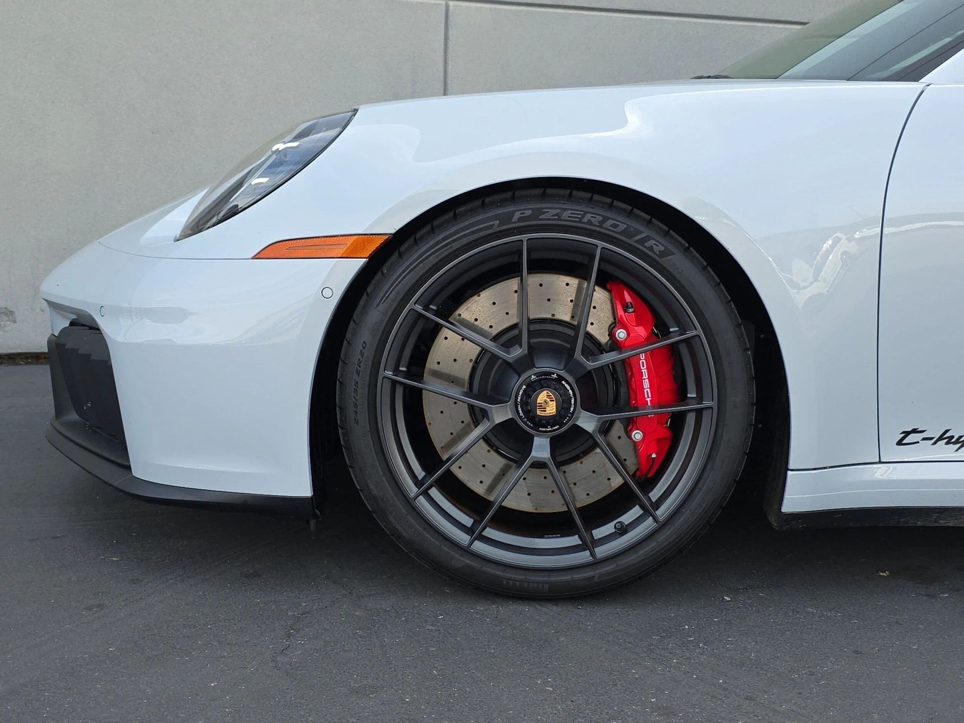 mph010_110113563_610b267ad81f7d3fb778bcd15d9f548ex_5af8650642