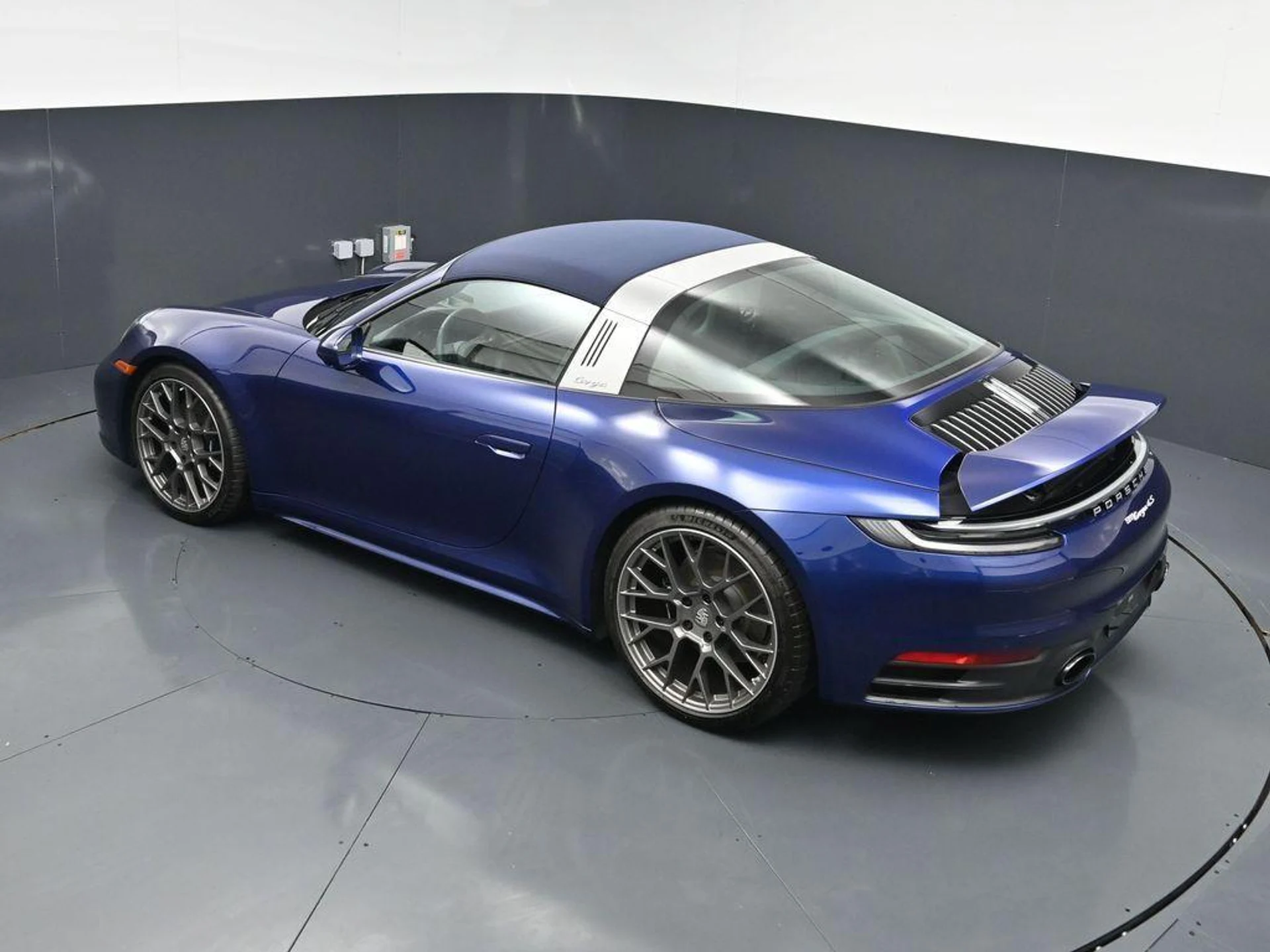 mph010_1104353099_X_Nae_L_Srta_Gp_H_Dl_Qw22tvd4_AEYU_ace2863e3d