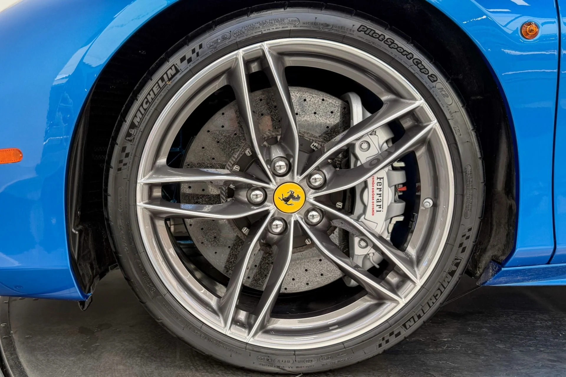 mph010_1107745890_Used_2018_Ferrari_488_Spider_Very_Low_Miles_Special_Paint_Color_Daytona_Seats_1785341858_ef20dab02c
