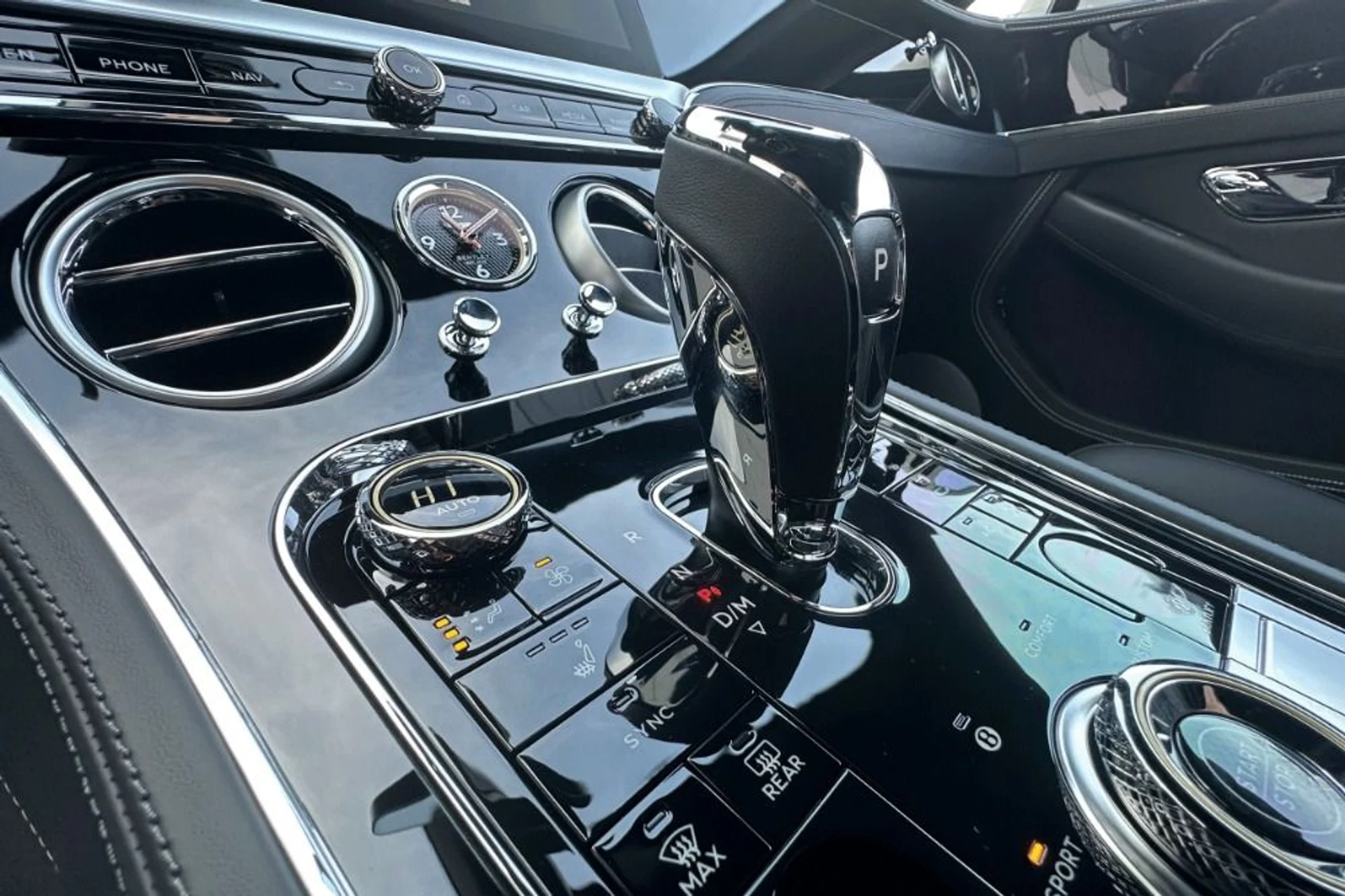 mph010_1109310553_New_2026_Bentley_Continental_GT_GT_1769077494_553f3b51db