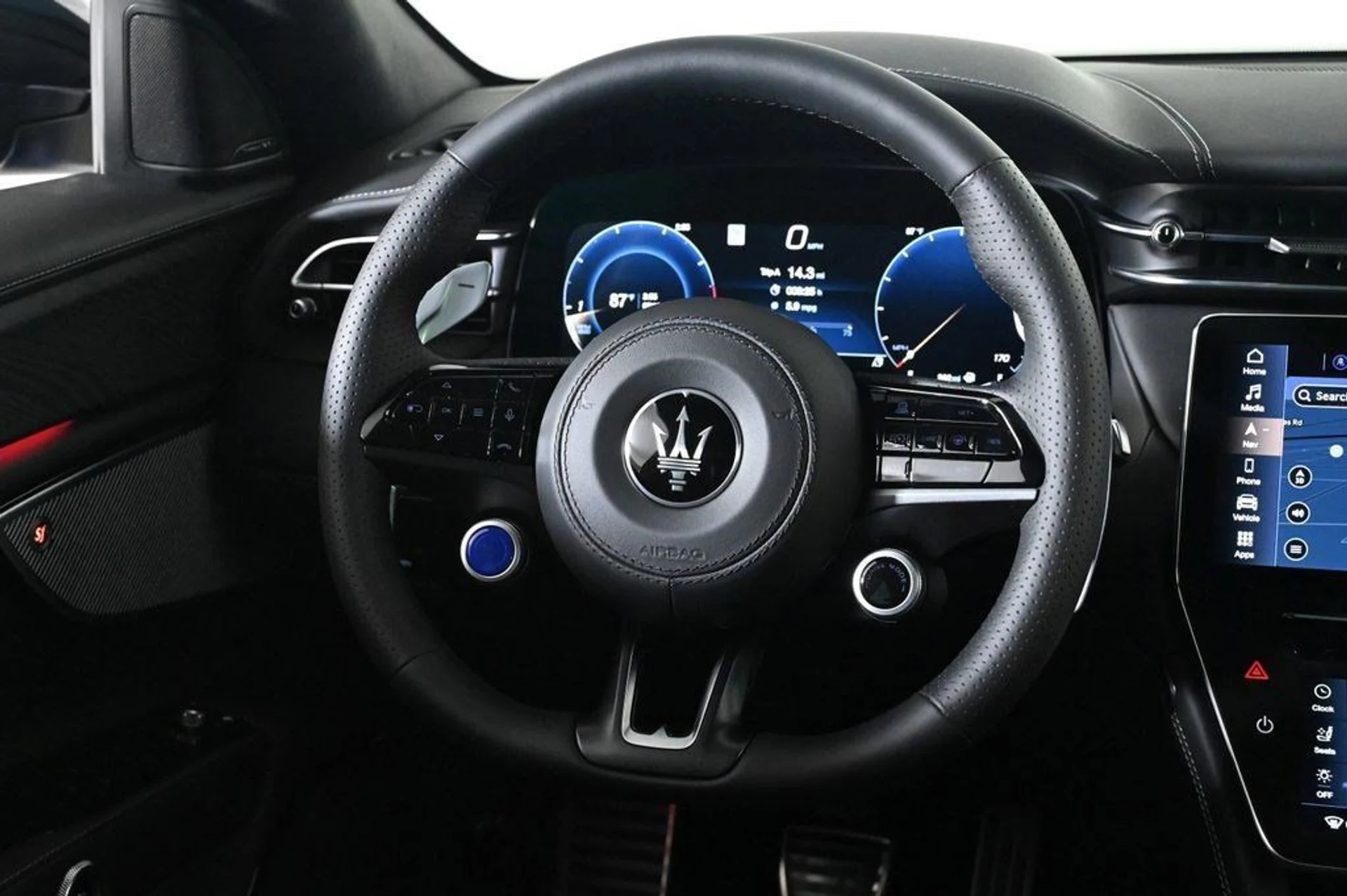 mph010_1112442064_new_2025_maserati_grecale_modenaawd_11350_22975684_10_1024_daacd82d60