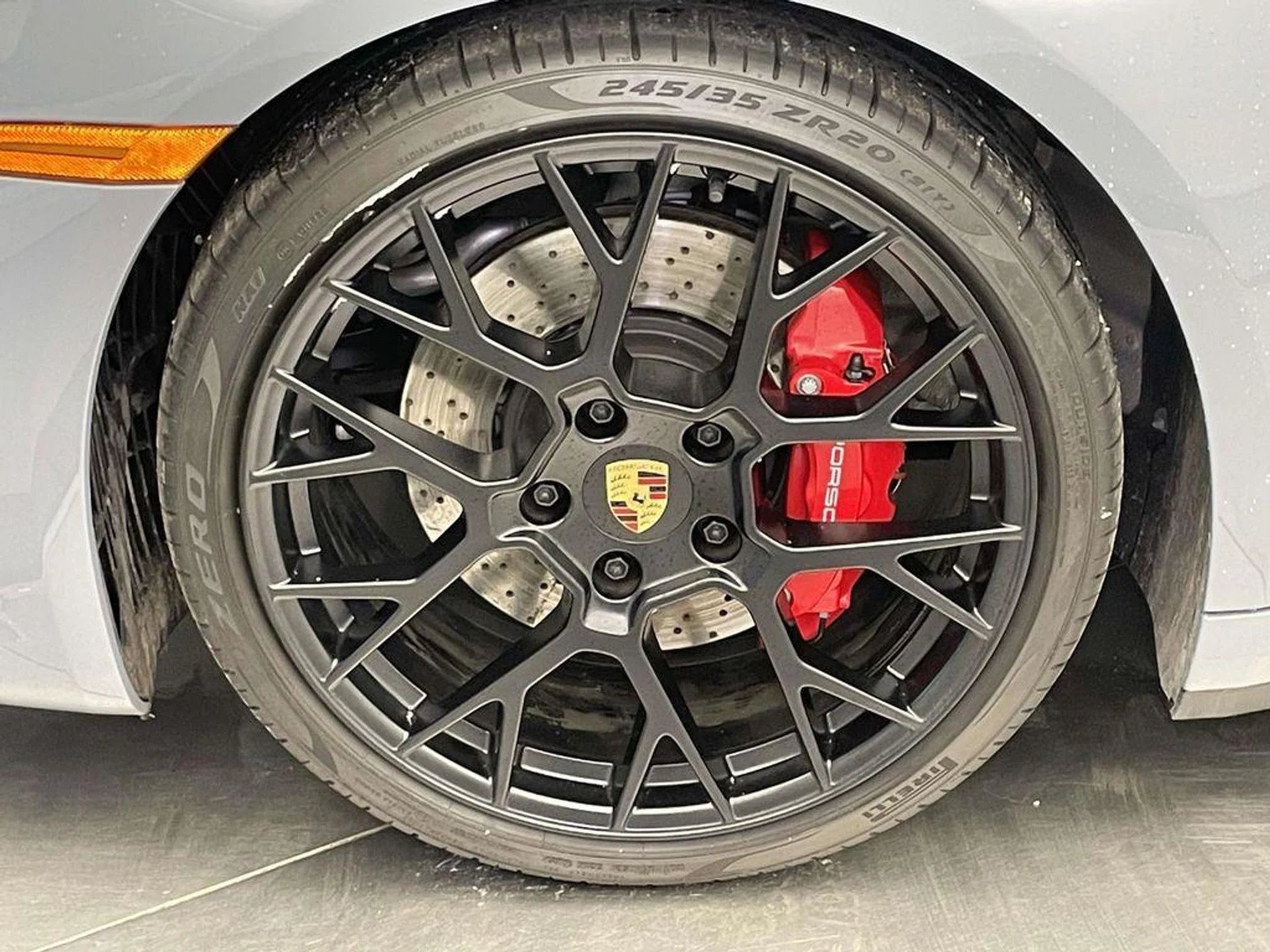 mph010_1115715637_m_GTM_Nihp_Cauw4x_Eu_SE_Urn_GCO_Bjk_a1ee829383