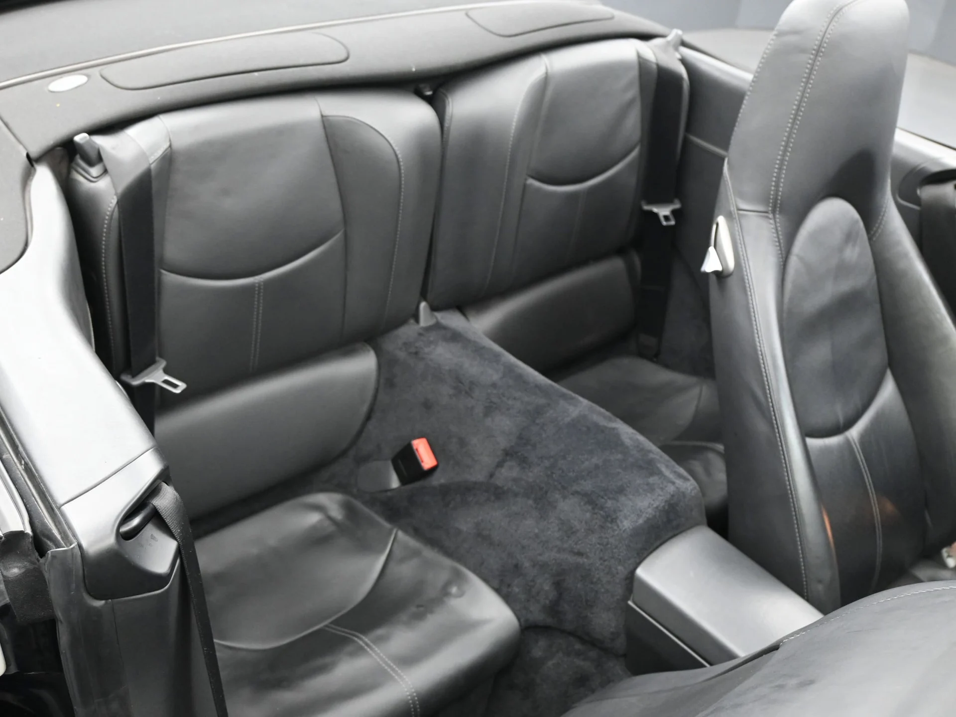 mph010_1119943109_2a2e904e32b62a3732480d3615ed4868x_73a2a39b20