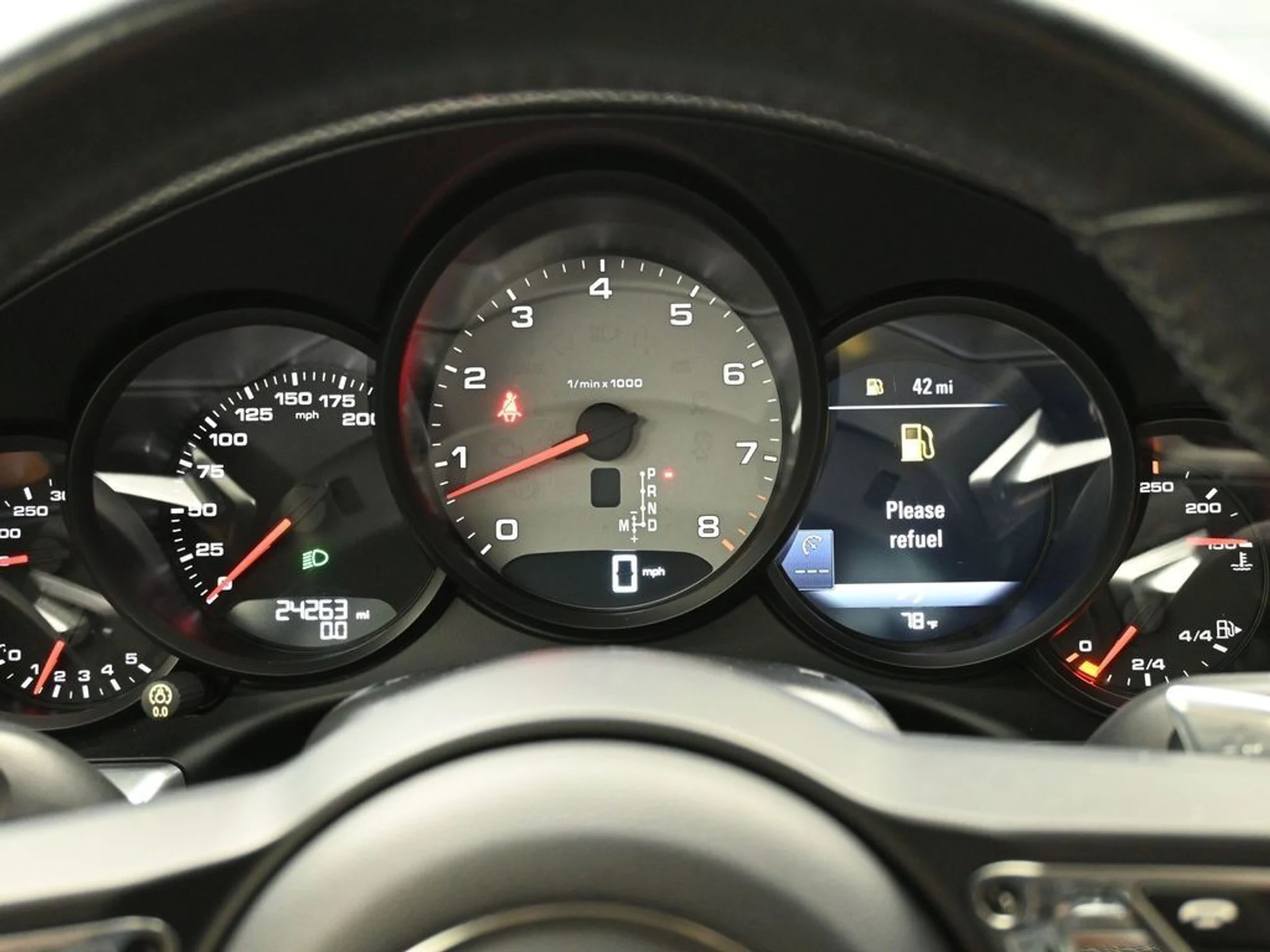 mph010_1120176099_221cd23324cc2b9c16650bf0be160af2_2e8fb3837f