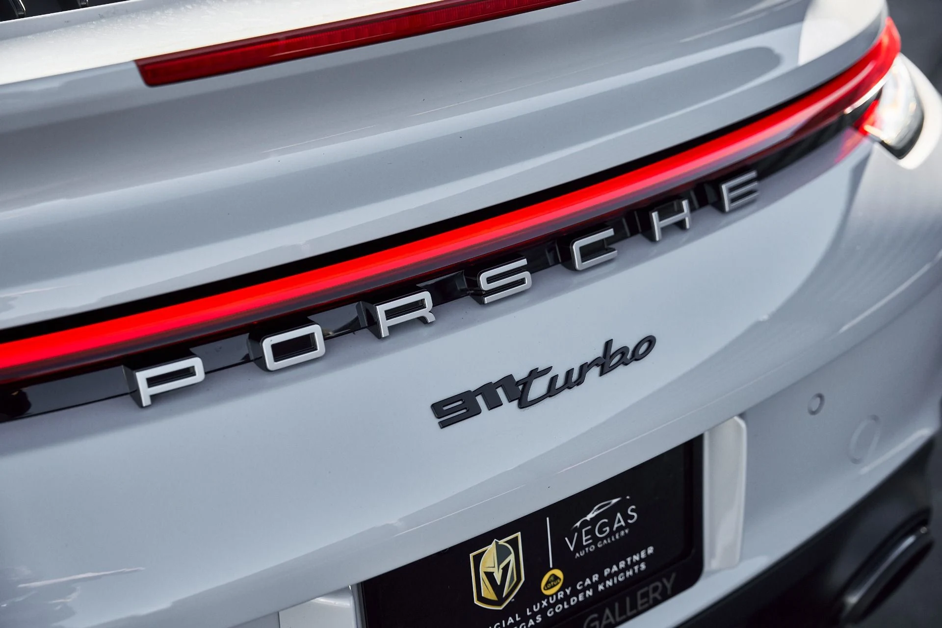 mph010_1120781124_Used_2024_Porsche_911_Turbo_1768616328_54cd6247fd