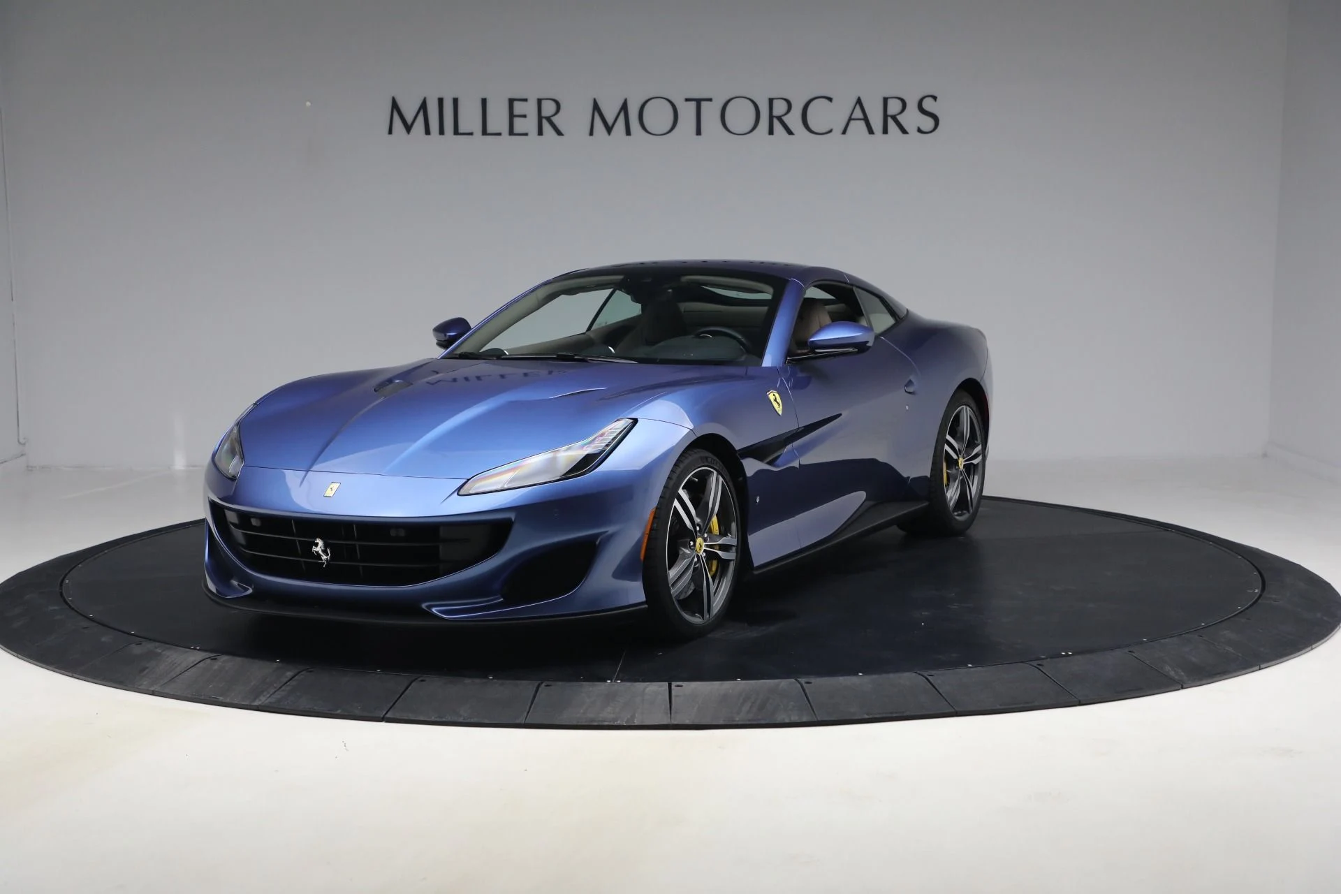 mph010_1121185888_Used_2020_Ferrari_Portofino_1771280050_1a930b54a0