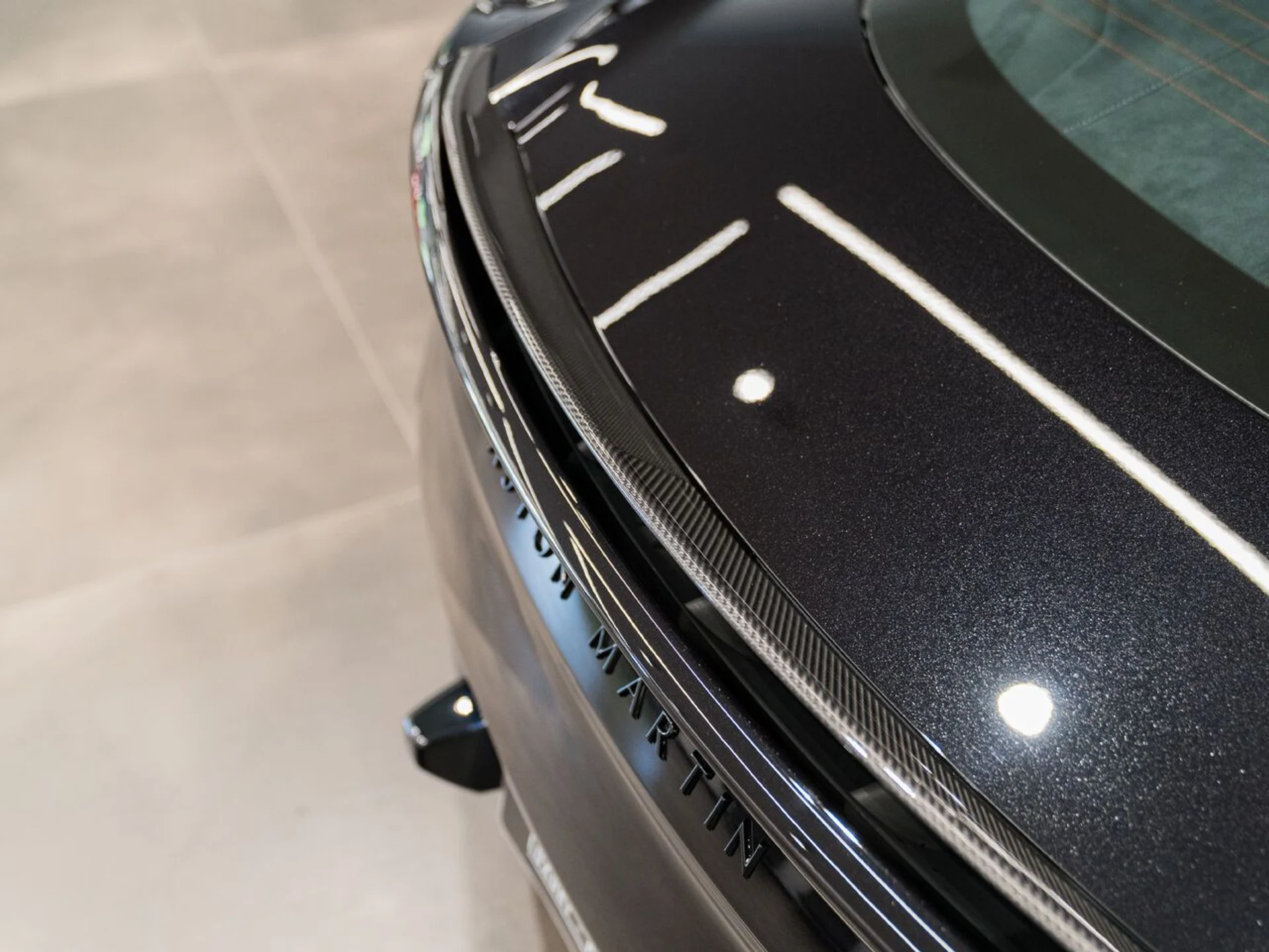 mph010_1121577296_aston_martin_dbs_2023_jpg_v_1773863537_6385d1673c