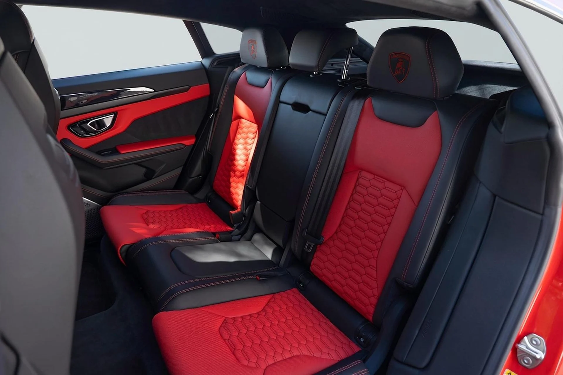 mph010_1125890389_b189bdbd_e2eb_4f25_9d01_8274d1b6643d_472f412b40