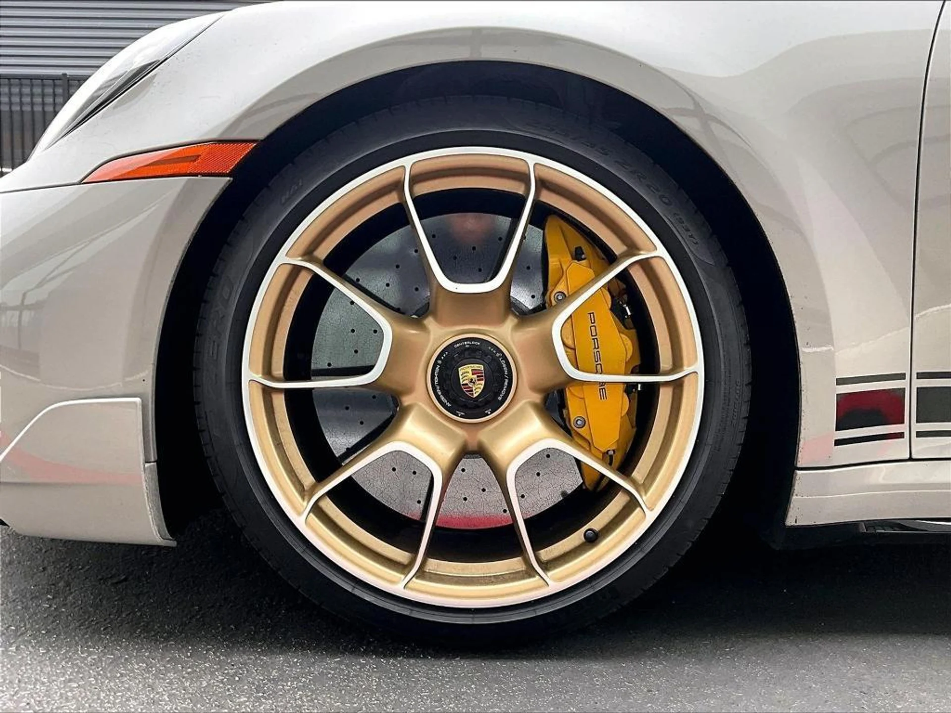 mph010_1126763649_4vf5_Is_Zu_E_Qm_CT_7yz_Mt_XREYQ_75_R8_326f561302