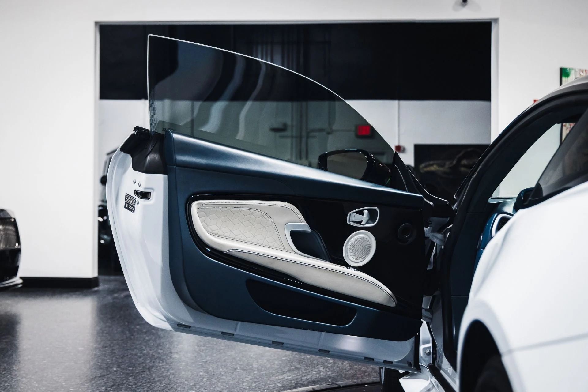 mph010_1129249637_Used_2019_Aston_Martin_DBS_Superleggera_370000_MSRP_CARBON_ROOF_1775436975_8883f97fe8