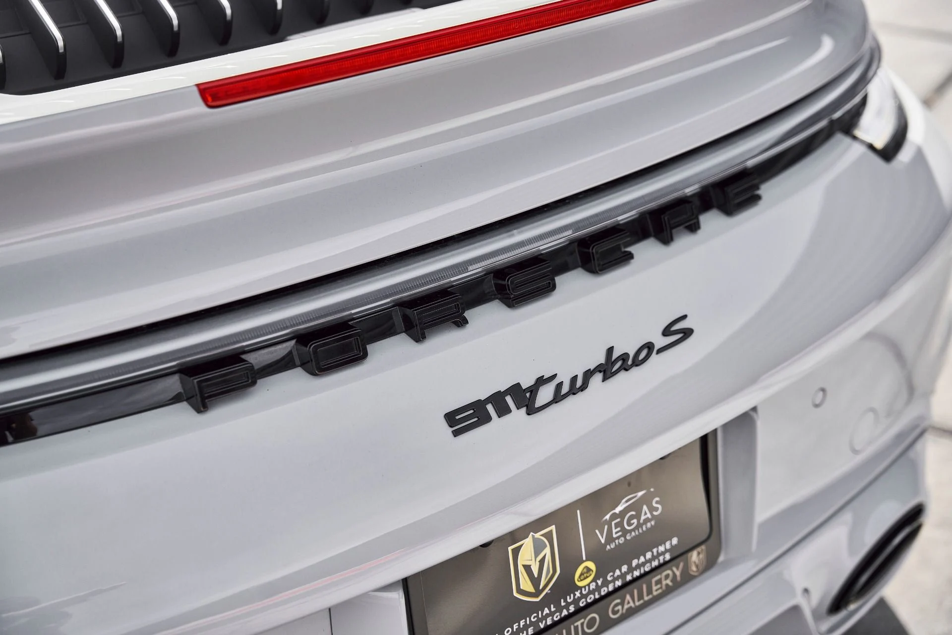 mph010_1129677878_Used_2022_Porsche_911_Turbo_S_1772308155_eb2b9eb8a0