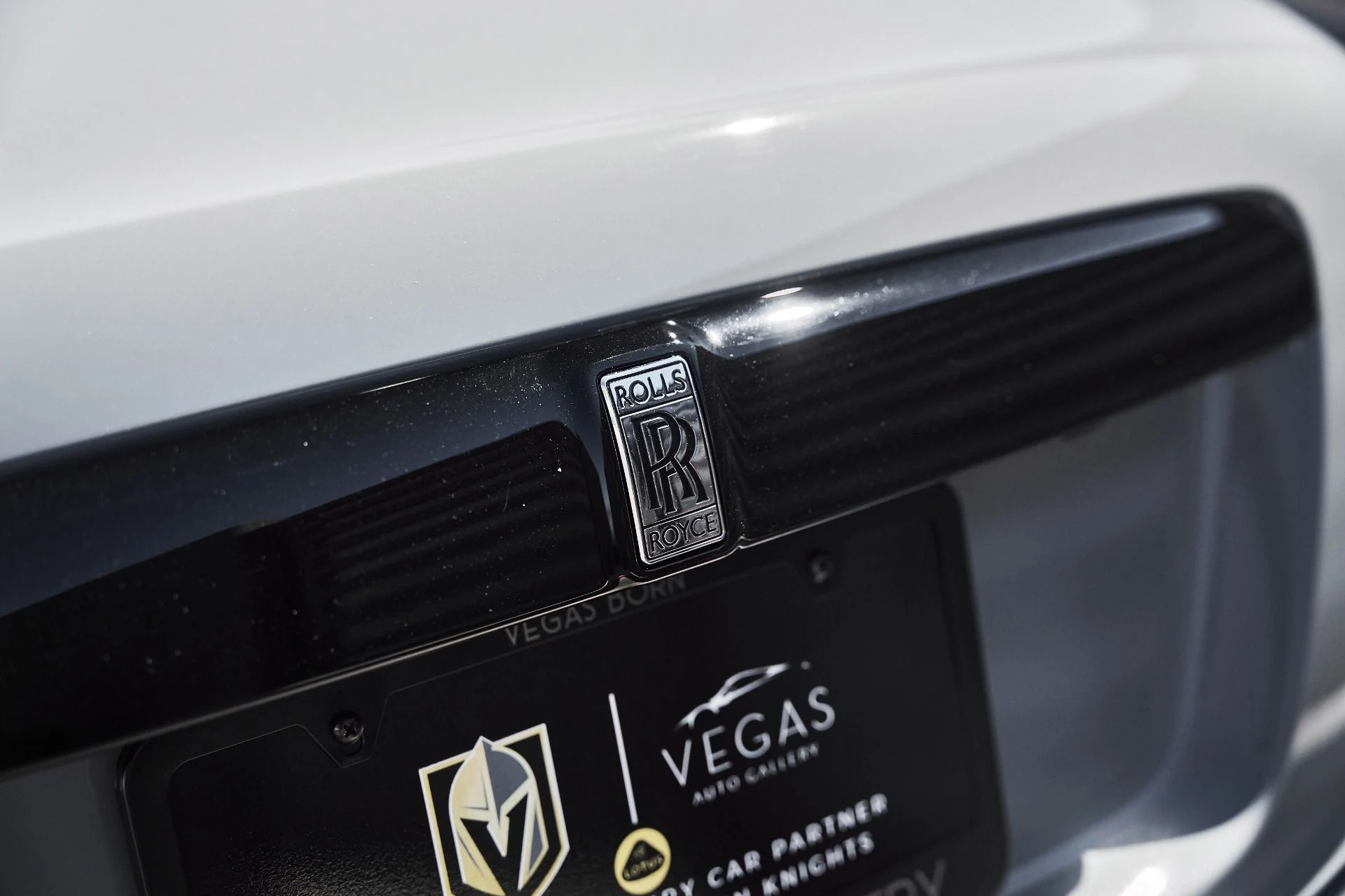 mph010_1131591989_Used_2020_Rolls_Royce_Wraith_Base_1776302567_b2d46bae99