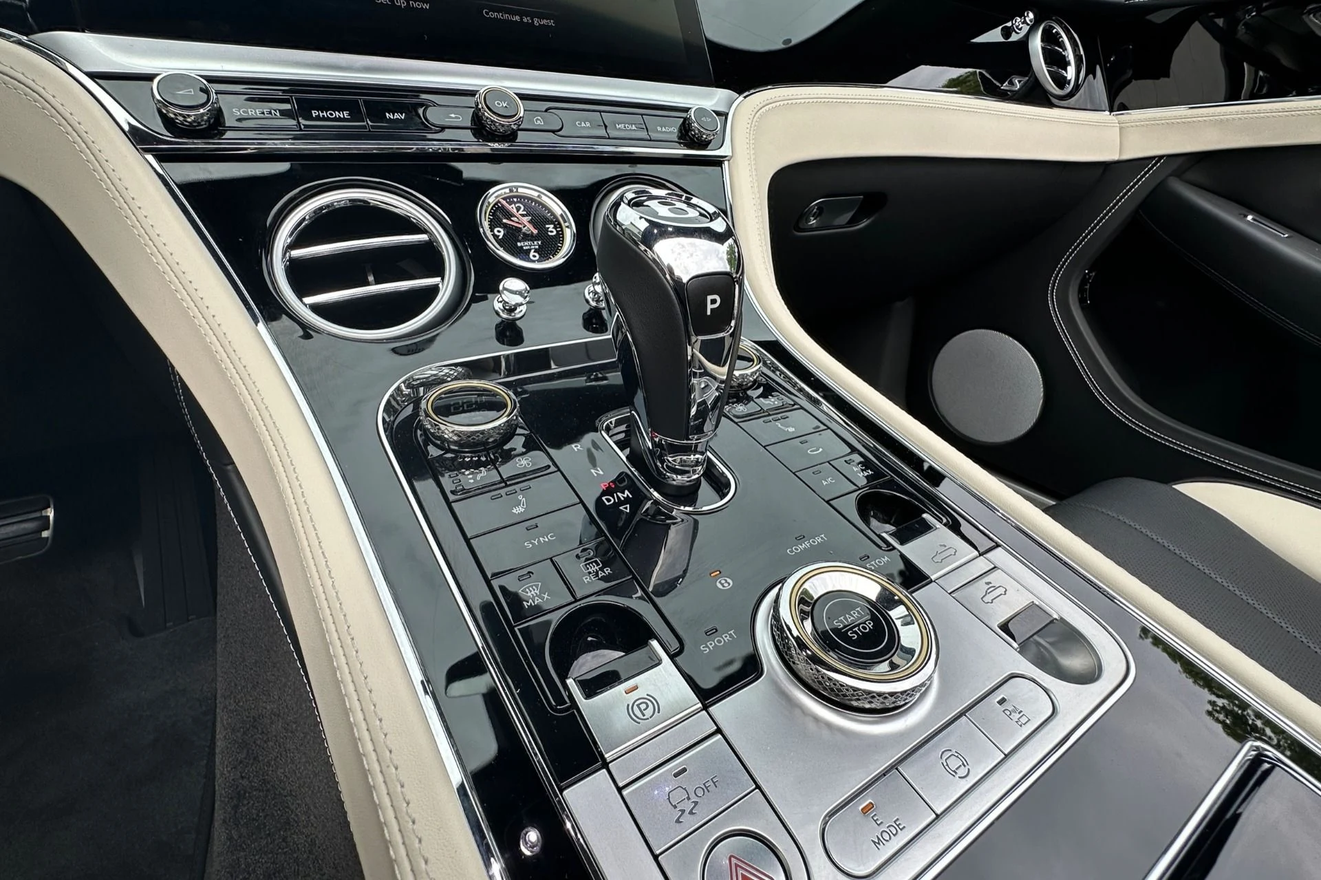 mph010_1142520798_New_2026_Bentley_Continental_GT_S_1779967427_abe68d8603