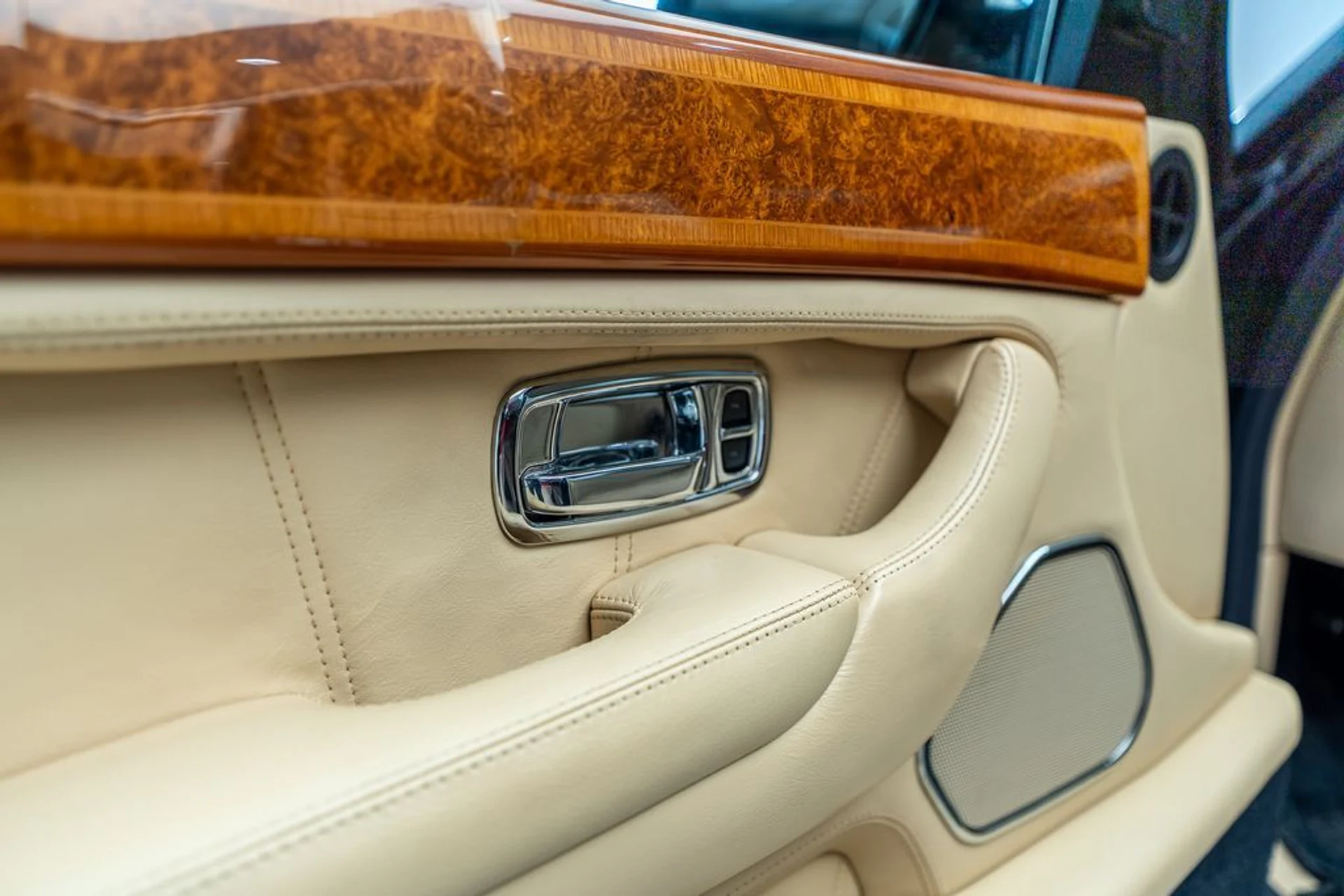 mph010_1146030168_052e3de1_39cc_4afe_bb17_1f4c2b5040ce_4e8ecc4cdf