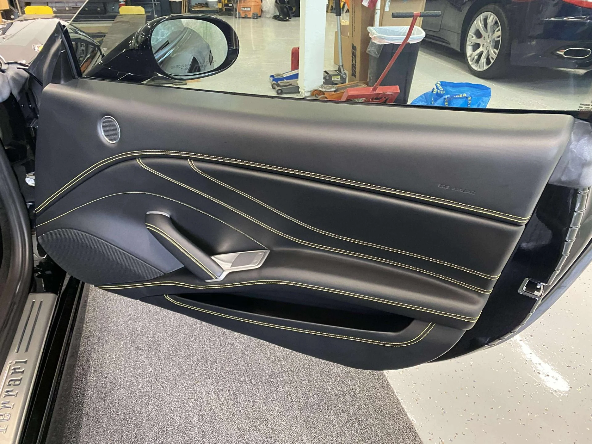 mph010_1148080442_Used_2015_Ferrari_California_T_1763595269_b4378b72f0