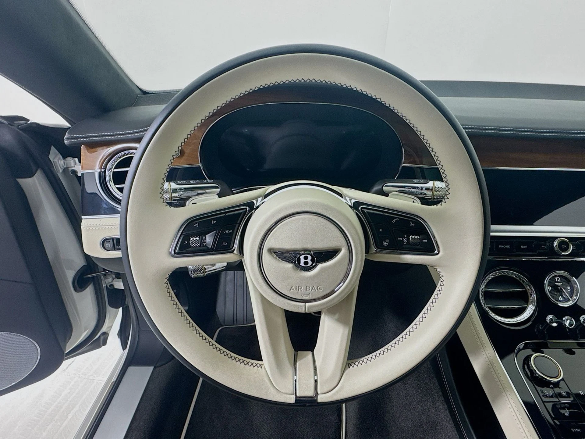 mph010_1152555553_e9609aa7034091c692d9d96736b9d975x_c39084c52e