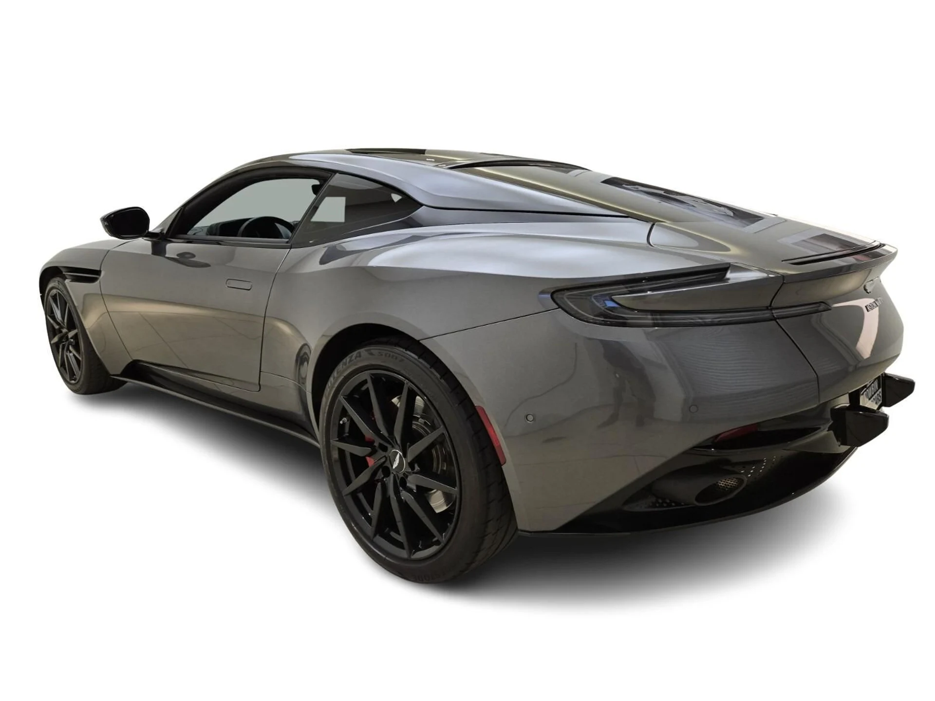 mph010_1152715119_Used_2020_Aston_Martin_DB_11_1727783484_15d879c48a