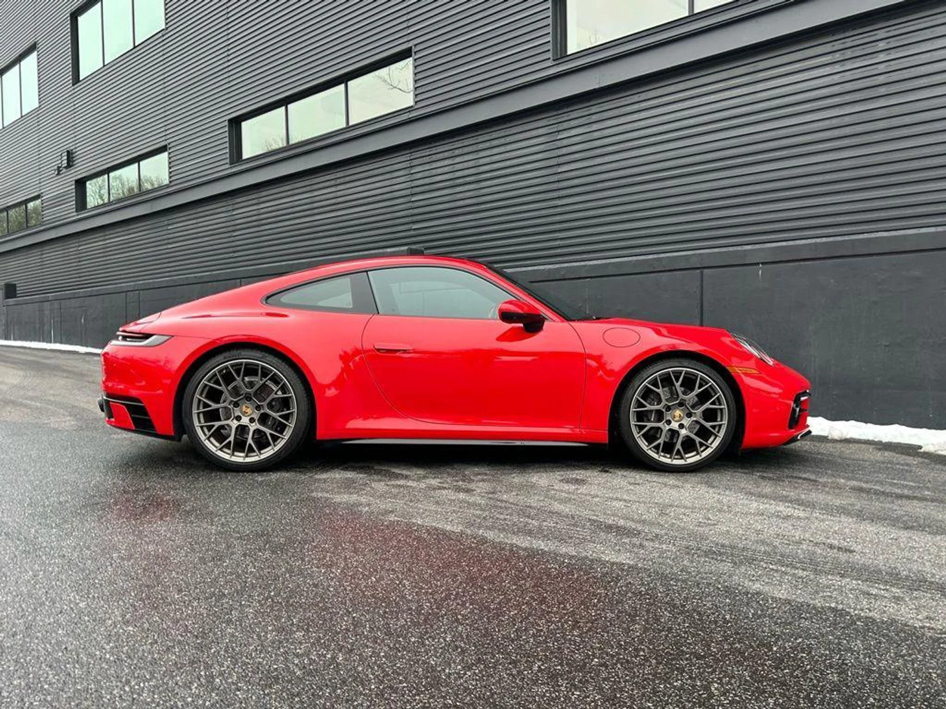 mph010_11589991_P4_U3_WHQ_1o_Pb0_Ag_Ay1_Mj4_J45_W9_Qk_75d9a7294e