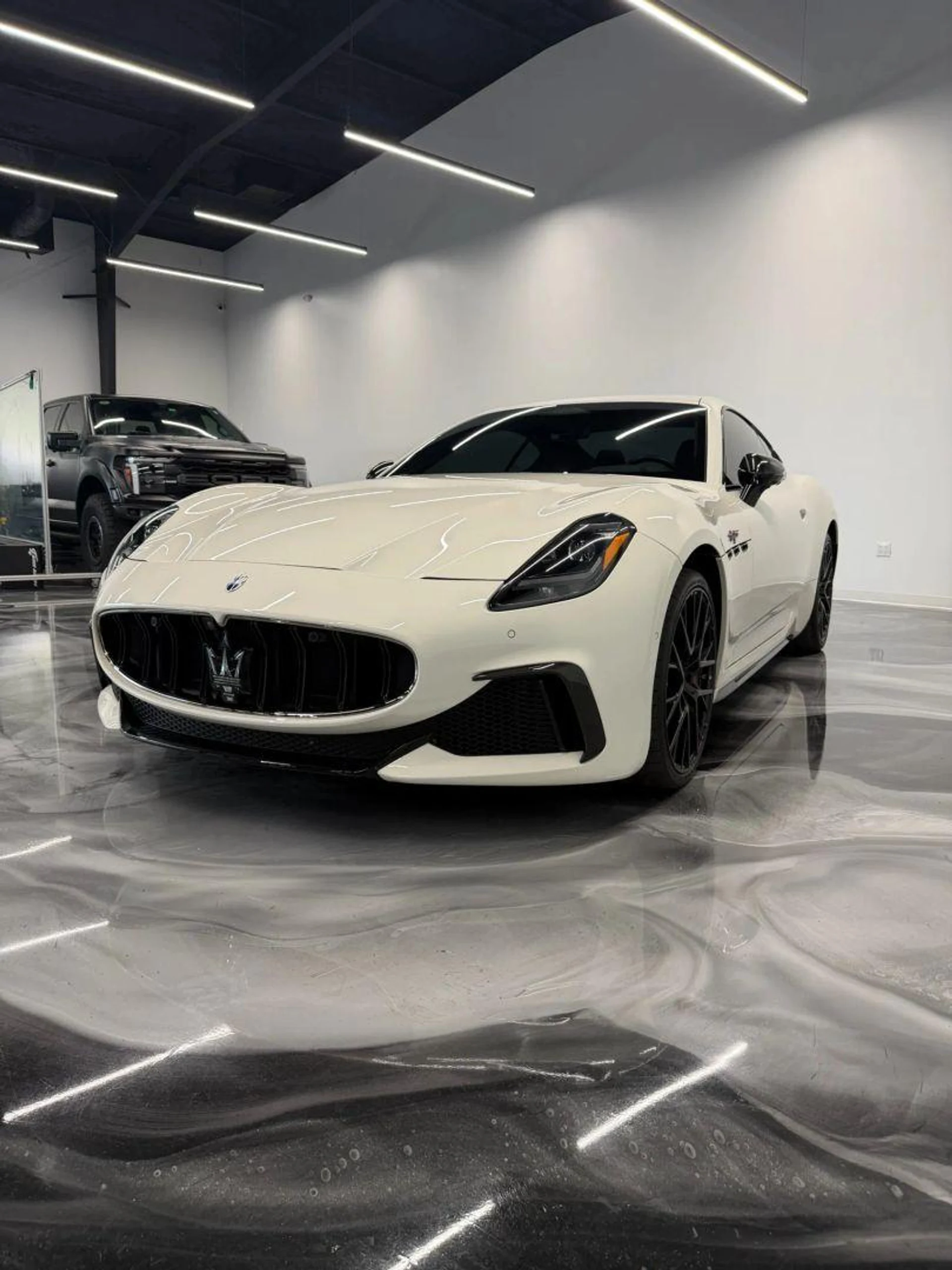mph010_1163402938_Used_2024_Maserati_Gran_Turismo_Trofeo_Coupe_2_D_1788497757_7d5958f5ad