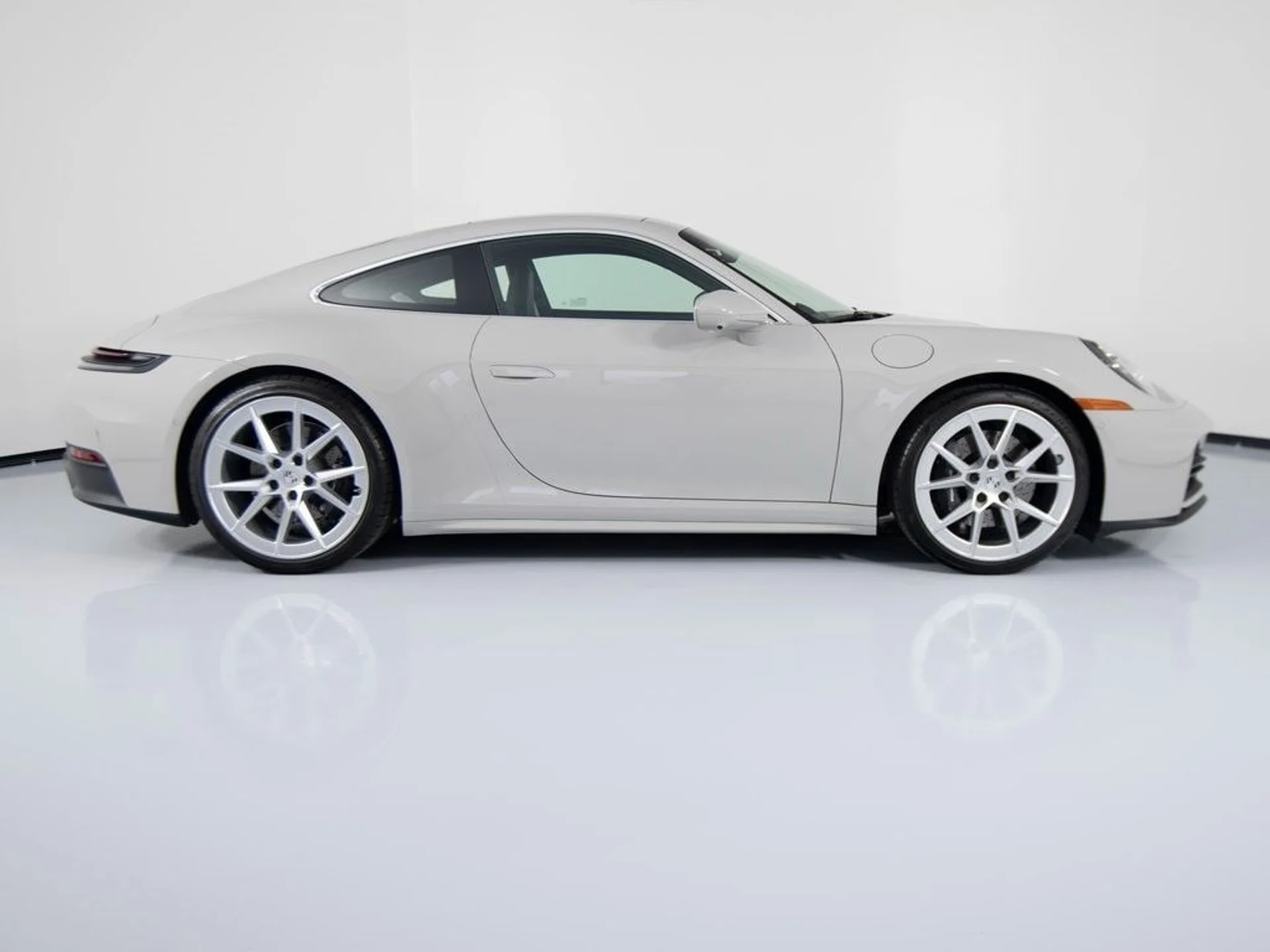 mph010_1164349624_68691641ab9ffbd632be825d35b96239x_5fa70c1517