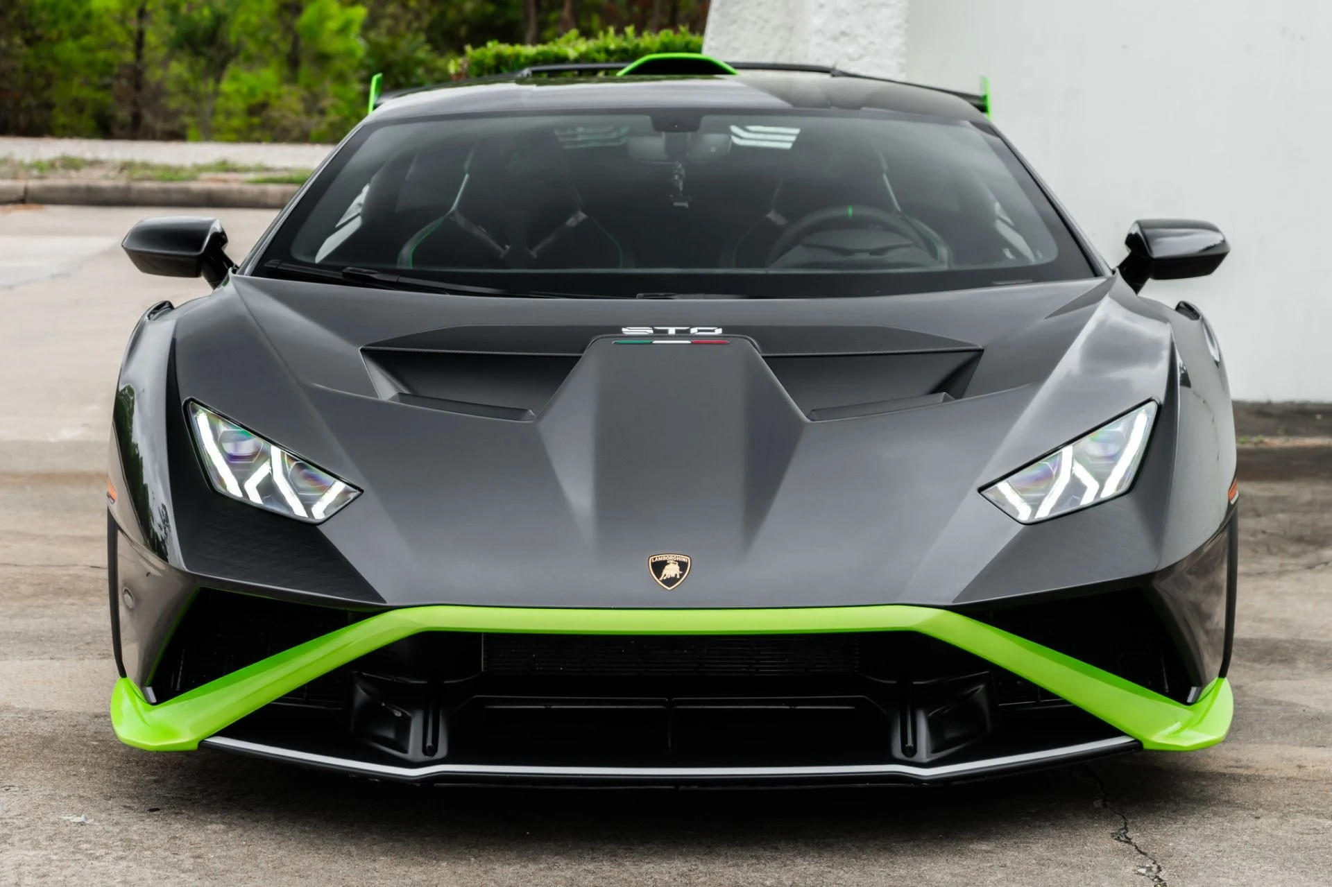 mph010_1165911839_Used_2021_Lamborghini_Huracan_STO_1791840697_f38fb8e9af