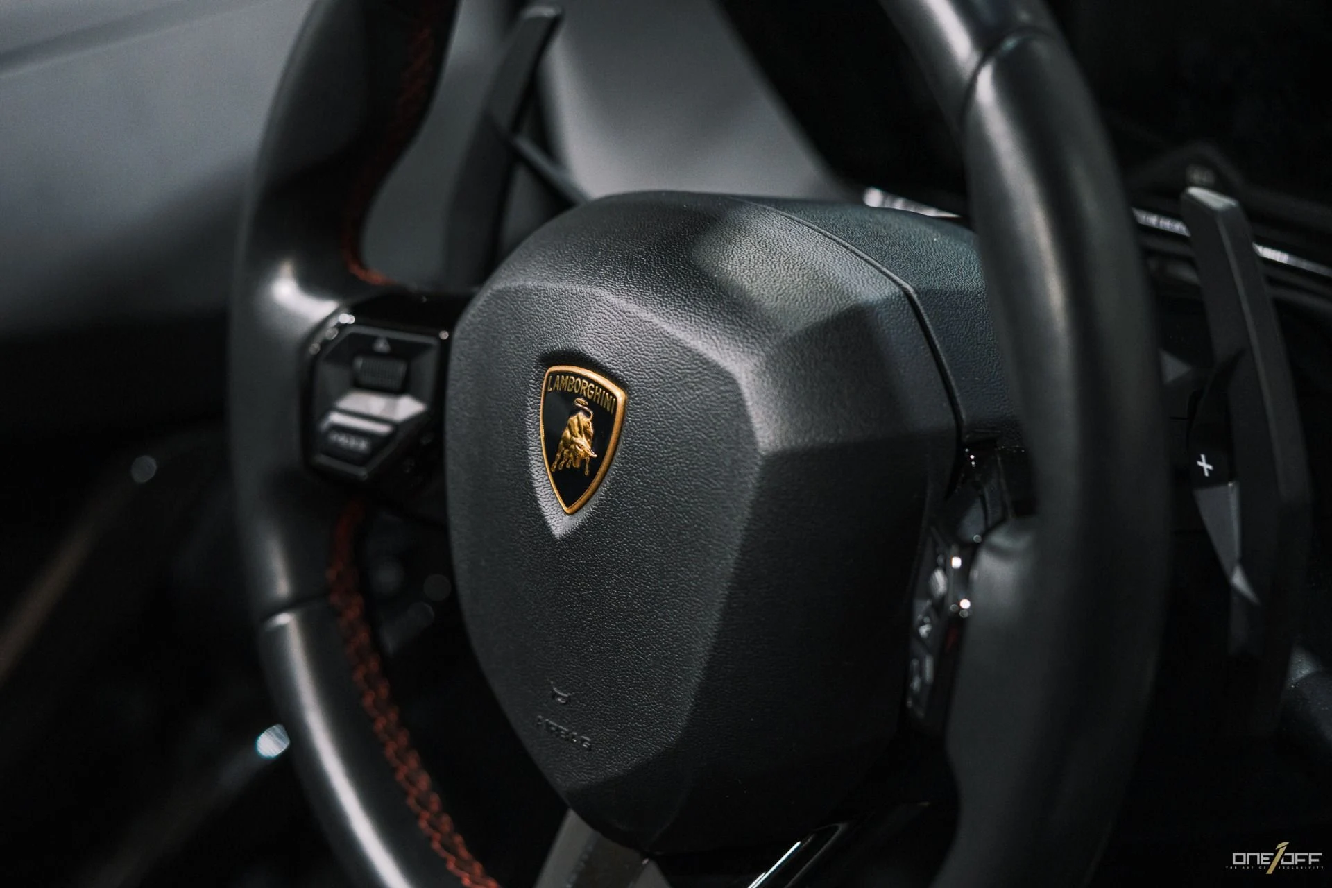 mph010_1166003530_Used_2018_Lamborghini_Aventador_LP_740_4_S_in_Ad_Personam_Nero_Granatus_w_Sensonum_Carbon_1760126321_9b3ed5749b
