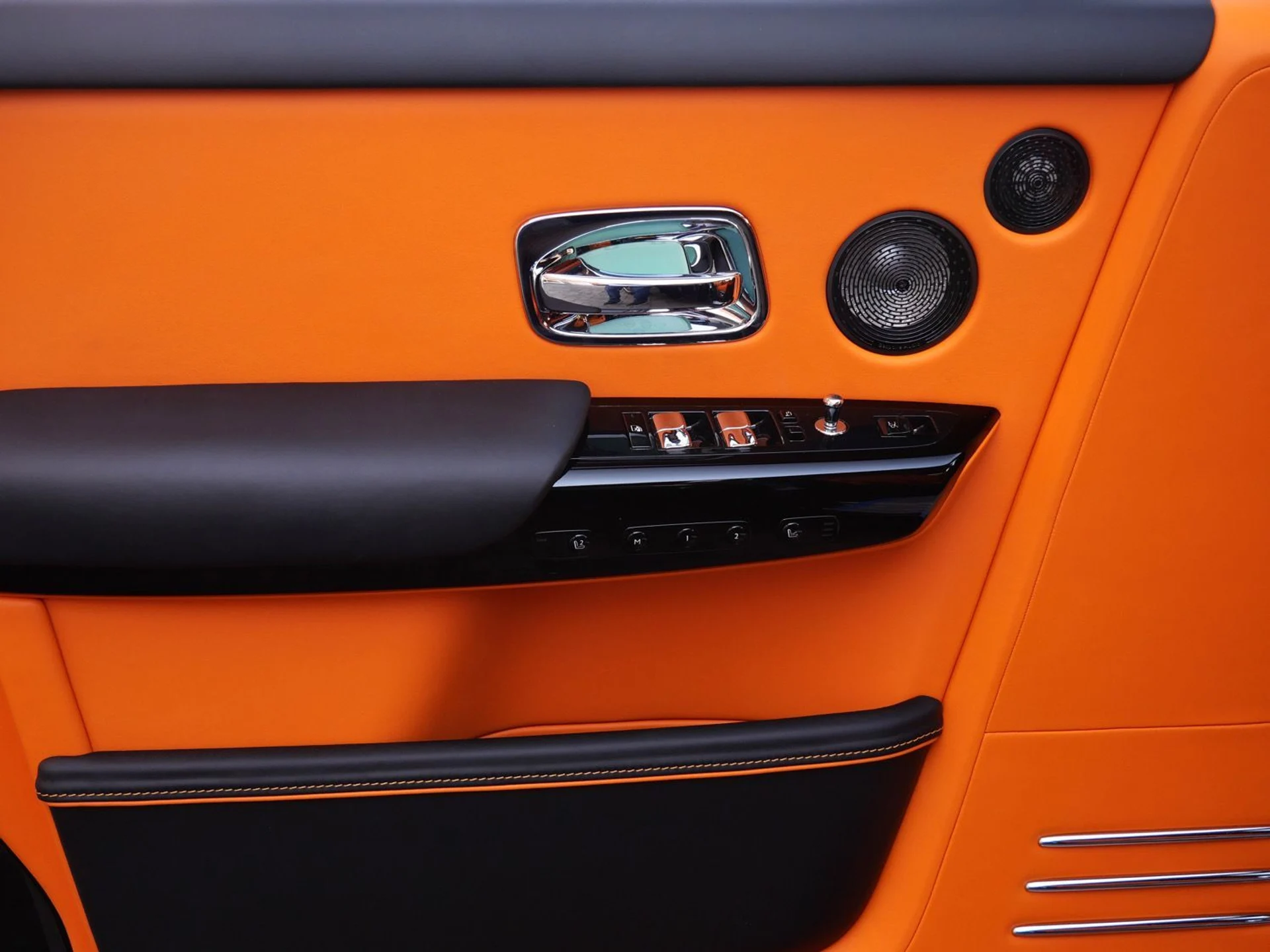 mph010_1167673706_eb9f5615d9c23f477aa153730693189dx_0ed1f72251