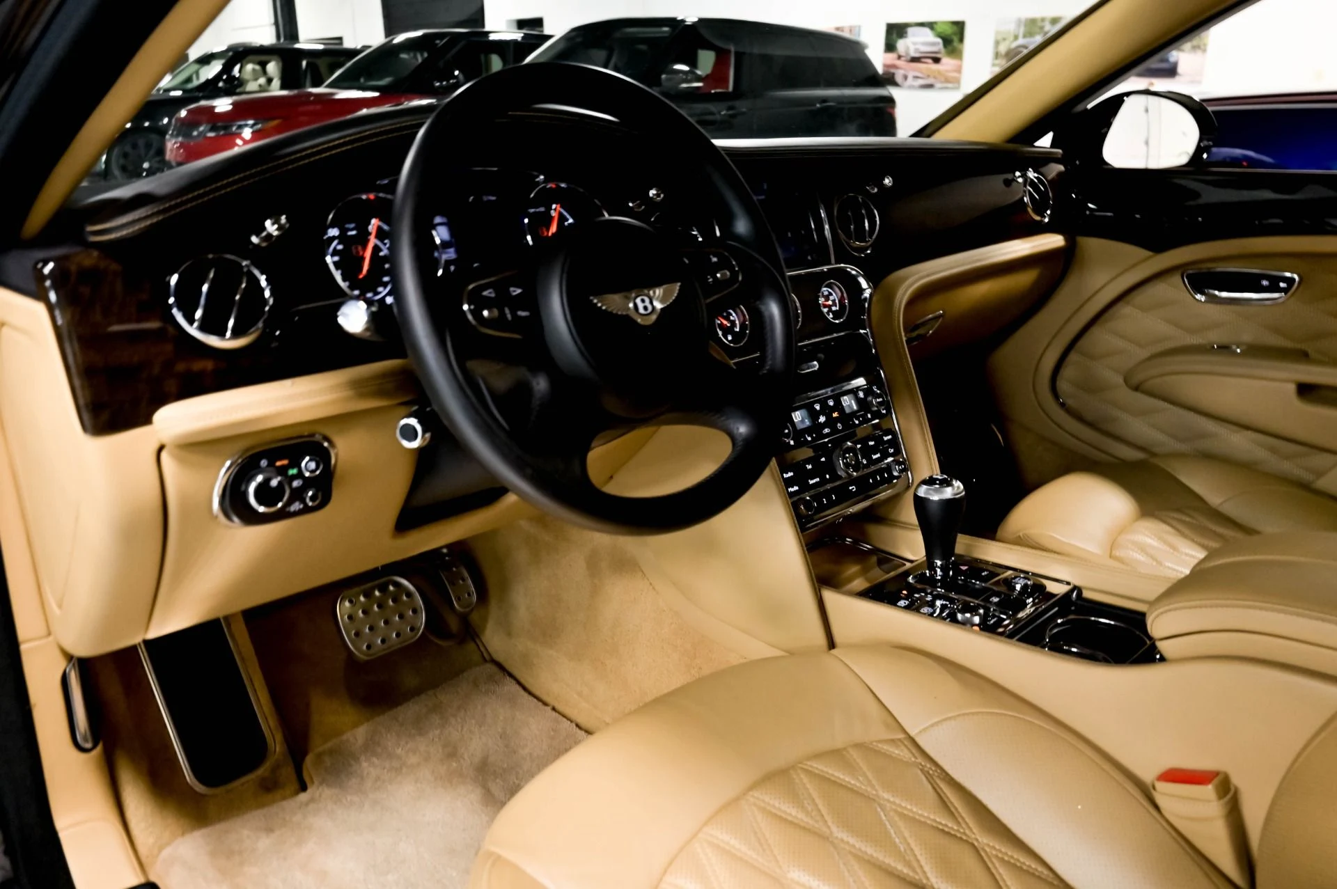 mph010_1169674689_Used_2017_Bentley_Mulsanne_1782570878_991adc1992
