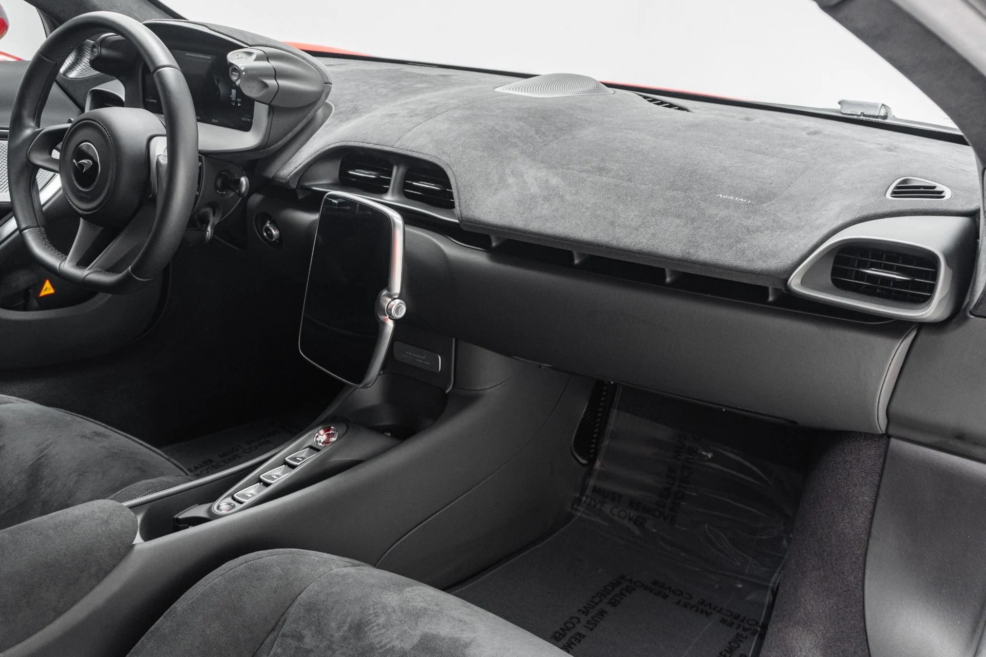 mph010_11734461_Used_2023_Mc_Laren_Artura_1776720218_31a852b258