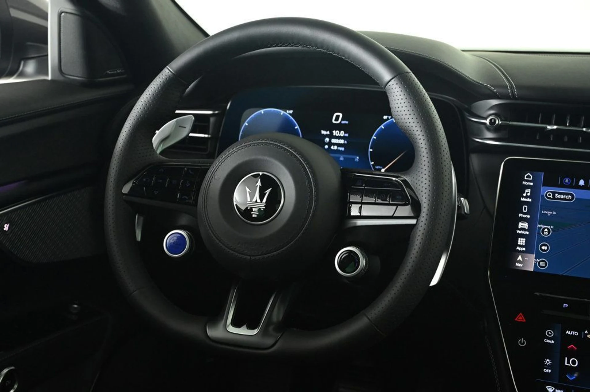 mph010_1176865758_used_2025_maserati_grecale_base_11350_22975702_10_1024_31403fa041