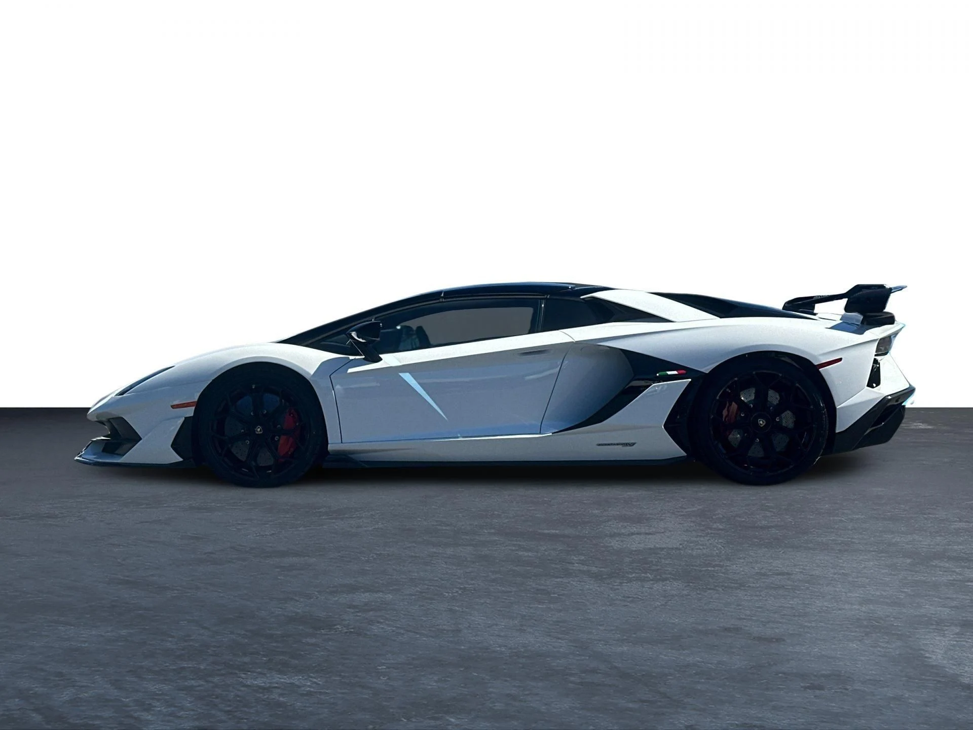 mph010_1177982071_Used_2021_Lamborghini_Aventador_SVJ_1774426260_8a63637565
