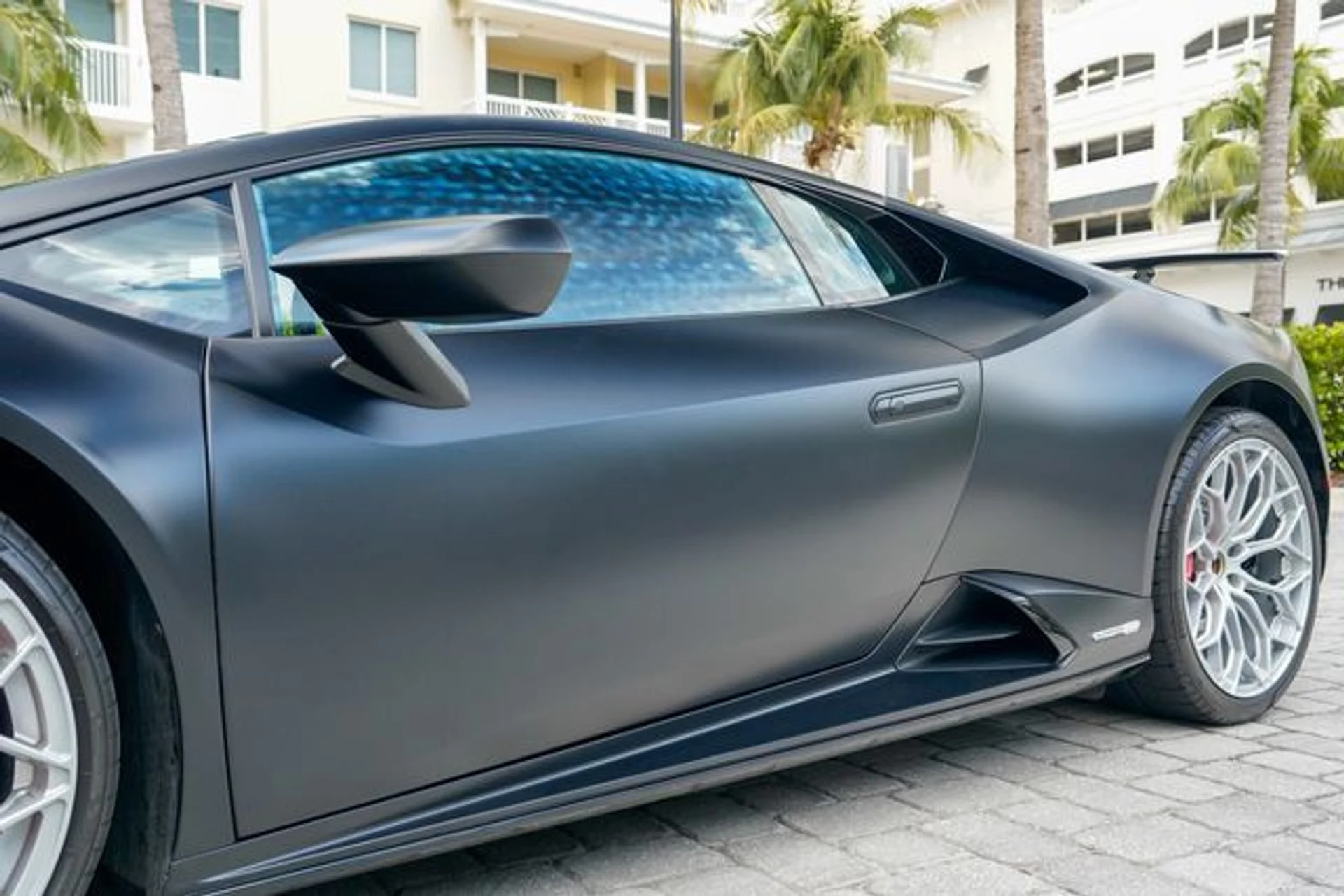 mph010_1182481309_22992534_11_acf5b5b38d