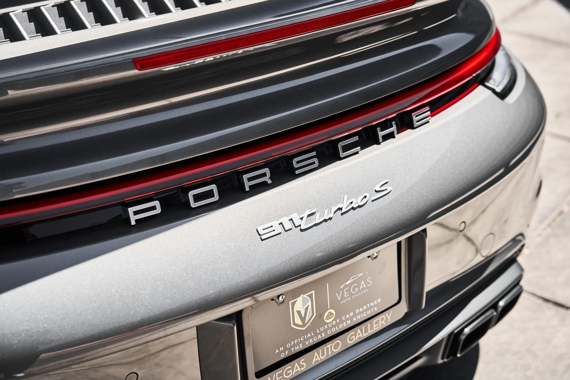 mph010_1184569403_Used_2021_Porsche_911_Turbo_S_1781810355_f8328a91bd
