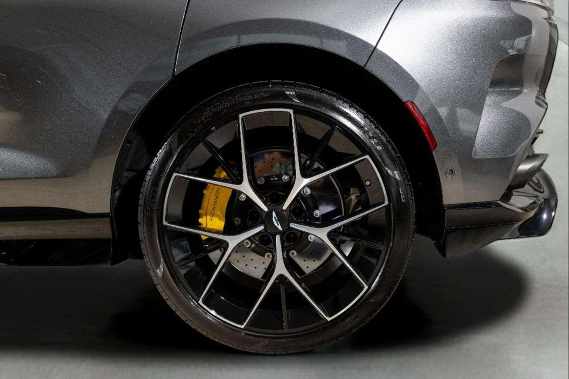 mph010_1187312051_Y_Fj_BIL_Oks4_E_Ydnf_EPM_0_Or_Kmvi_P0_cc115cb4ee