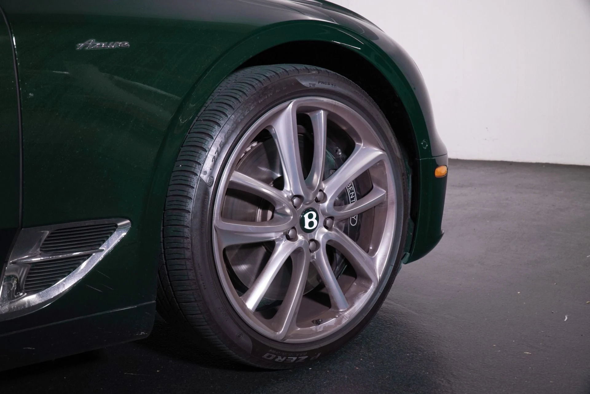 mph010_1187956957_Used_2023_Bentley_Continental_GT_Azure_1763049978_b237416f2f