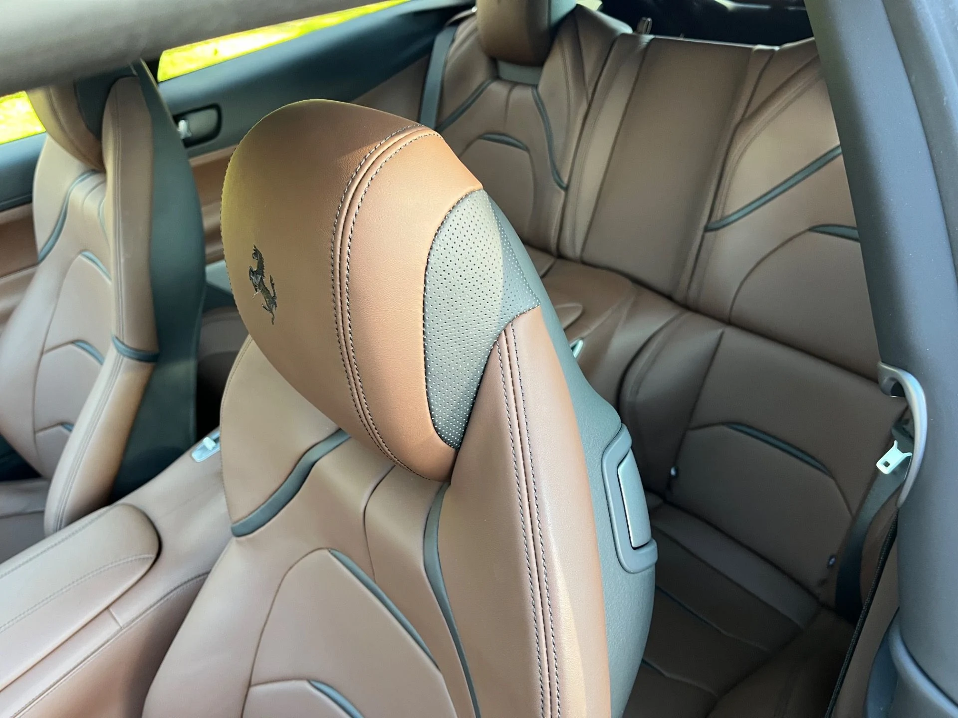 mph010_1190417625_Used_2018_Ferrari_GTC_4_Lusso_T_1770052082_08dcea0779