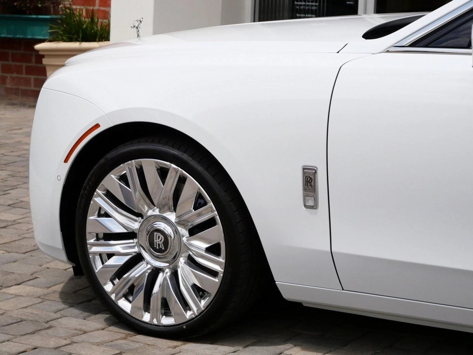 mph010_1192436697_295c0f43b4c8a9572893a8b1eb5e6df3x_a0adc11369