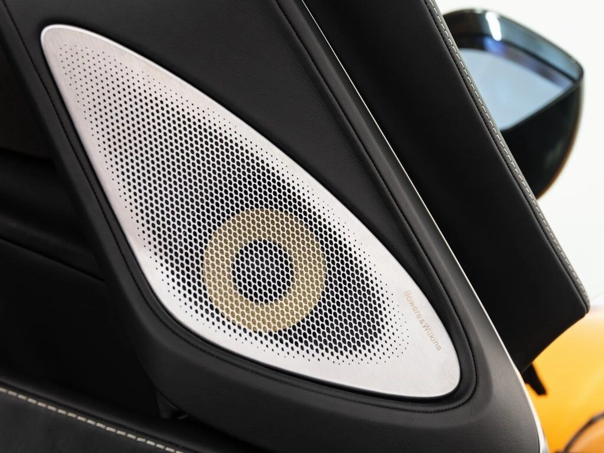 mph010_119306660_90a7a2e2b2fdcb3baf32fb019bd921f6x_ce9100af6e