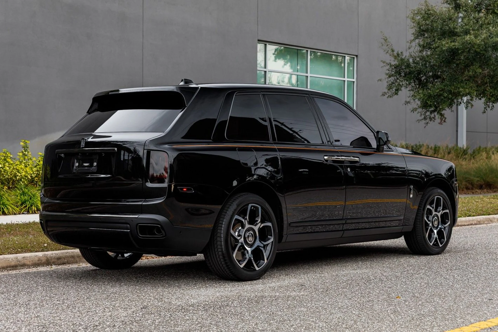 mph010_1199267780_649_p11_l_cdd1035a44