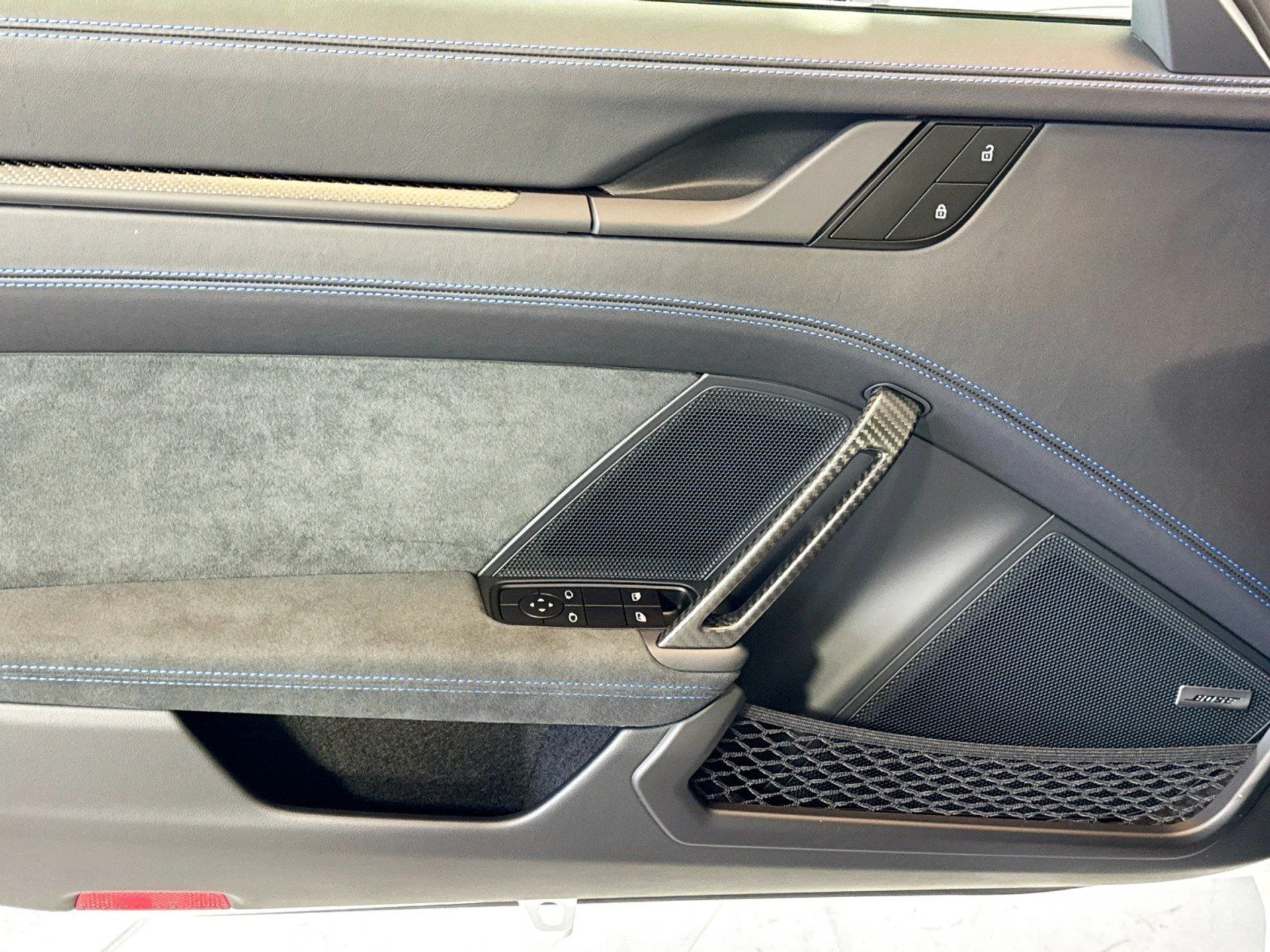 mph010_1200815247_f5d48d7b574daa921abf3bd62f8584e8_605d851536