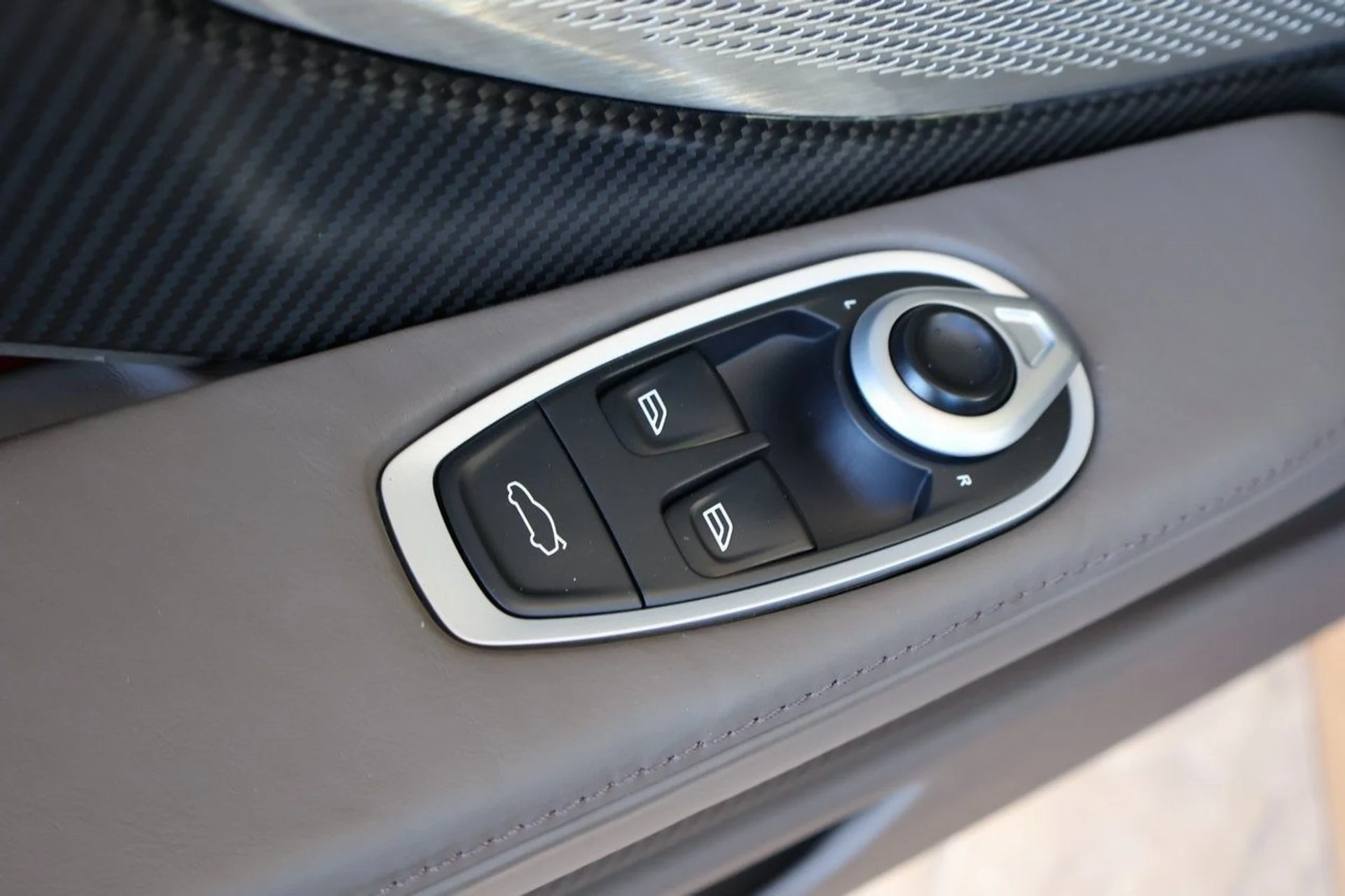 mph010_1208141829_11_fcc7ac0924