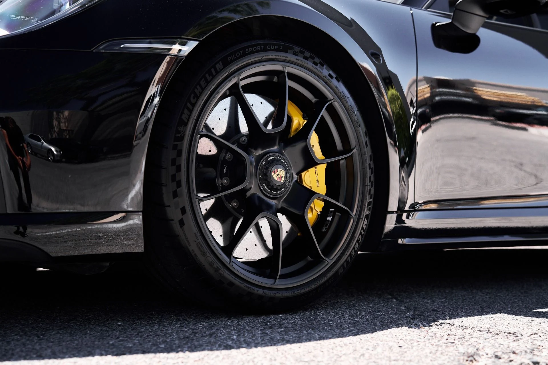 mph010_1212528626_Used_2021_Porsche_911_Turbo_S_1755568344_9ea378c68f