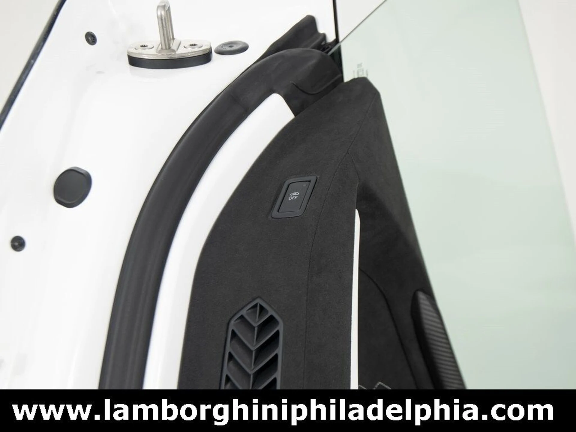 mph010_121345332_db36a85c42c6af5e4d87c31561b50d5cx_35b800a072