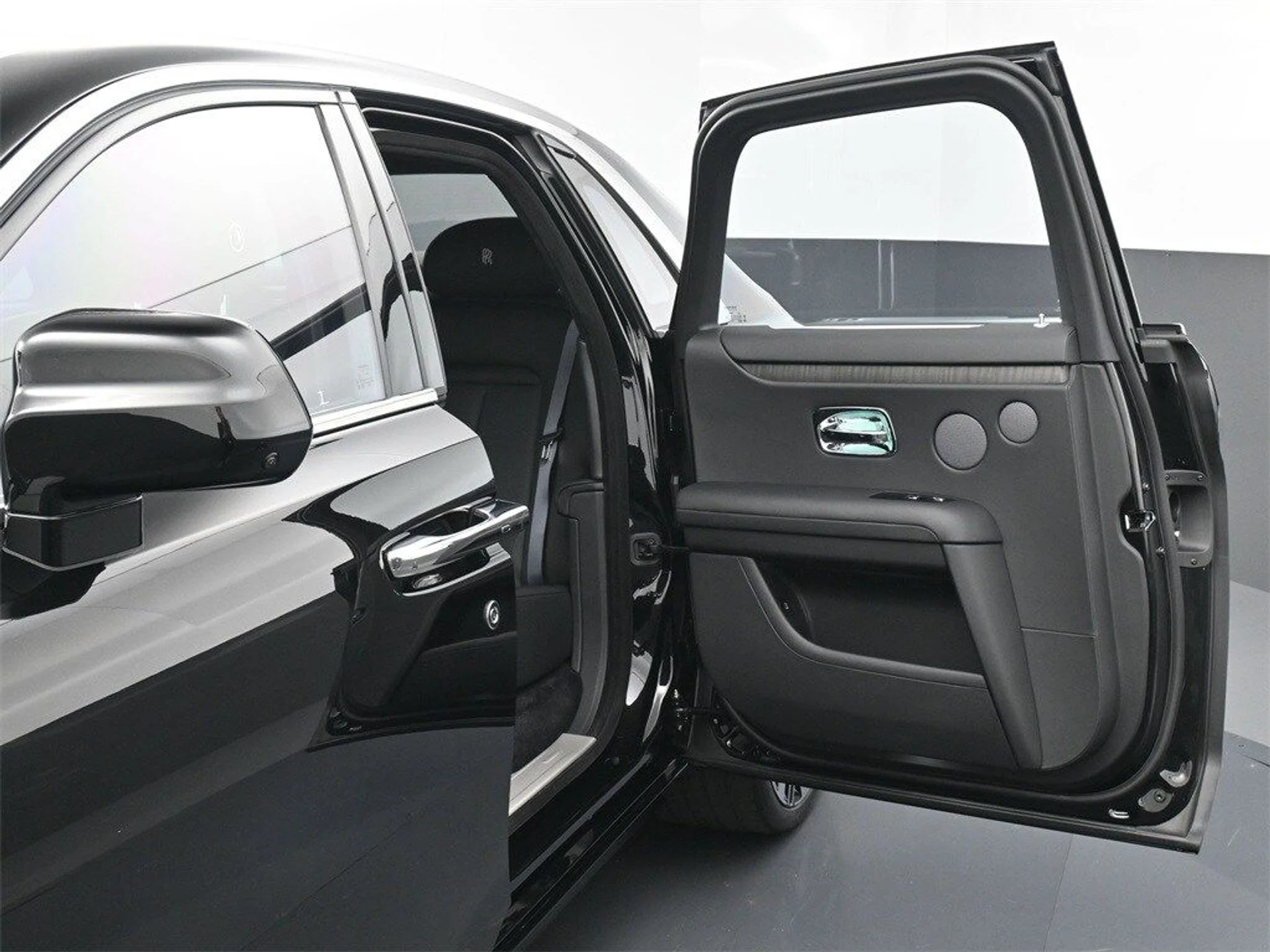 mph010_1222346001_cf9f436cb587cf817b072fa581a61a78x_2d1eef35a6