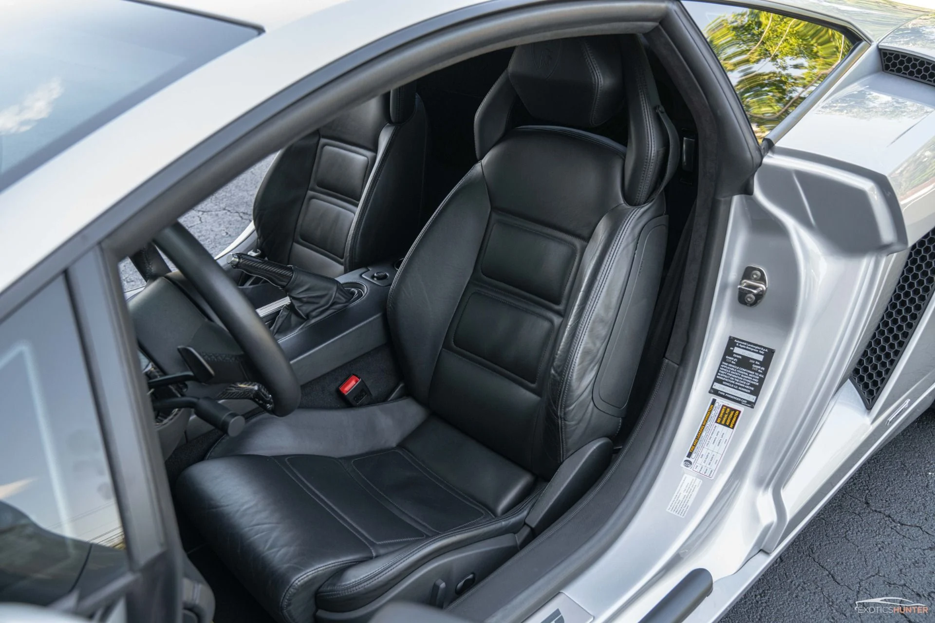 mph010_1232631759_Used_2010_Lamborghini_Gallardo_LP_560_4_in_Grigio_Telasso_w_Carbon_Ceramic_Brakes_1762876983_3efbd8895e