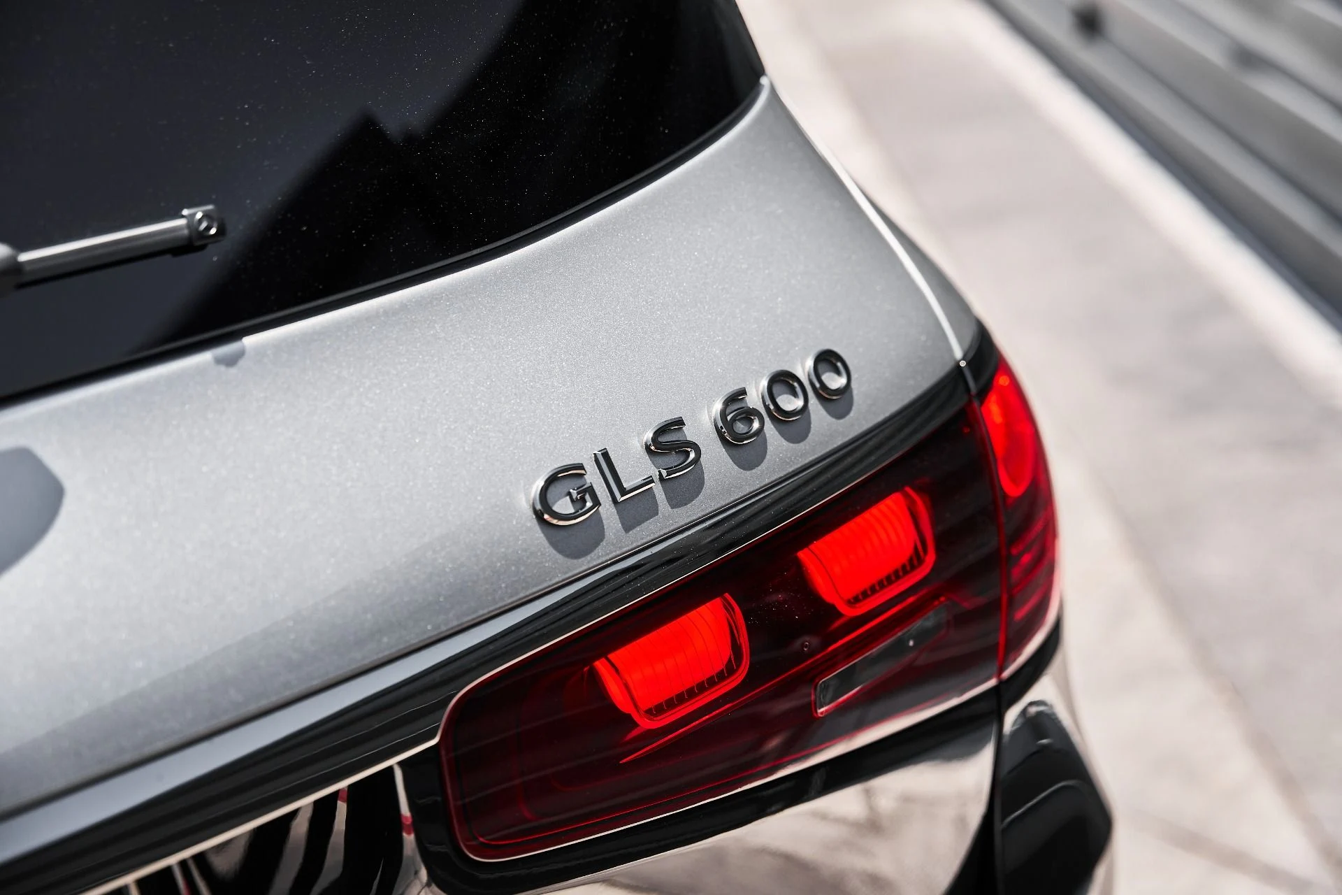 mph010_1234478572_Used_2024_Mercedes_Benz_GLS_Maybach_GLS_600_1781825984_72fce8c690