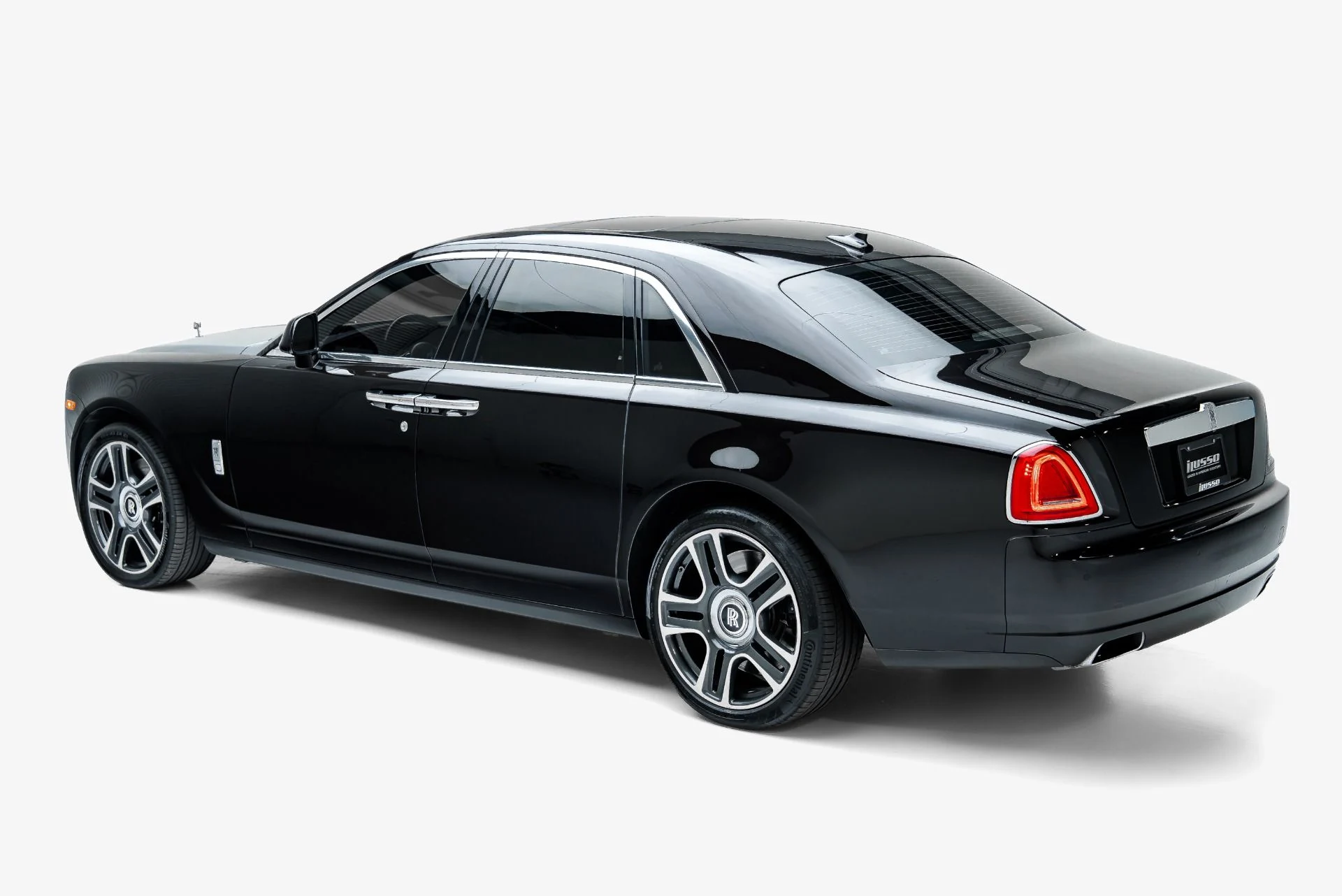 mph010_124163520_Used_2016_Rolls_Royce_Ghost_1790722761_9a5295c7f5