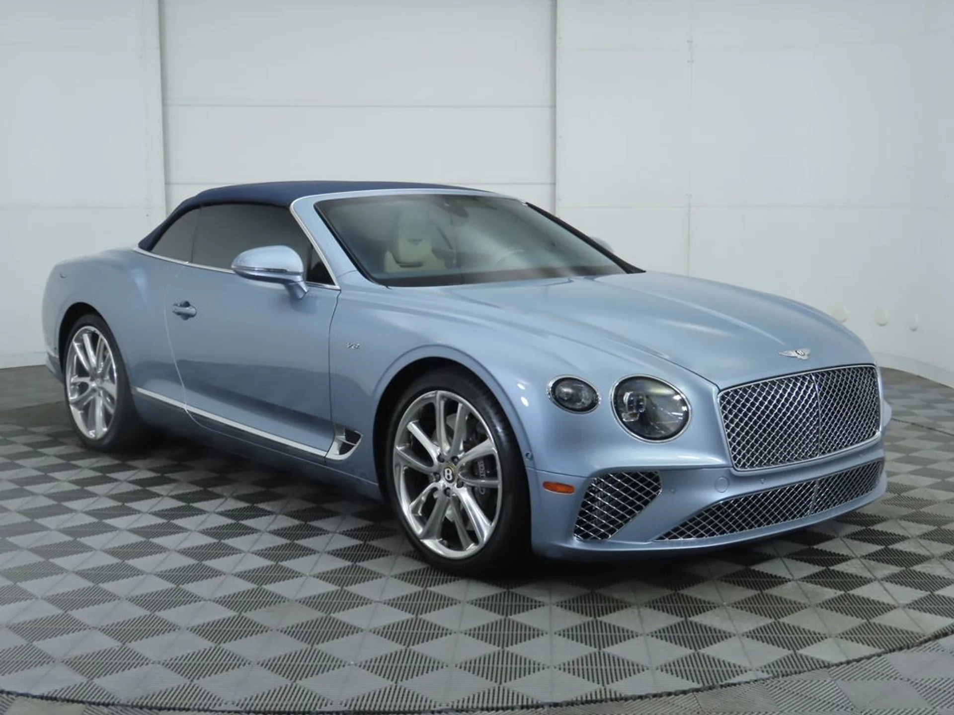 mph010_1242960946_used_2020_bentley_continental_gtv8firsteditionconvertible_8119_22986550_11_1024_5c6b71c49b