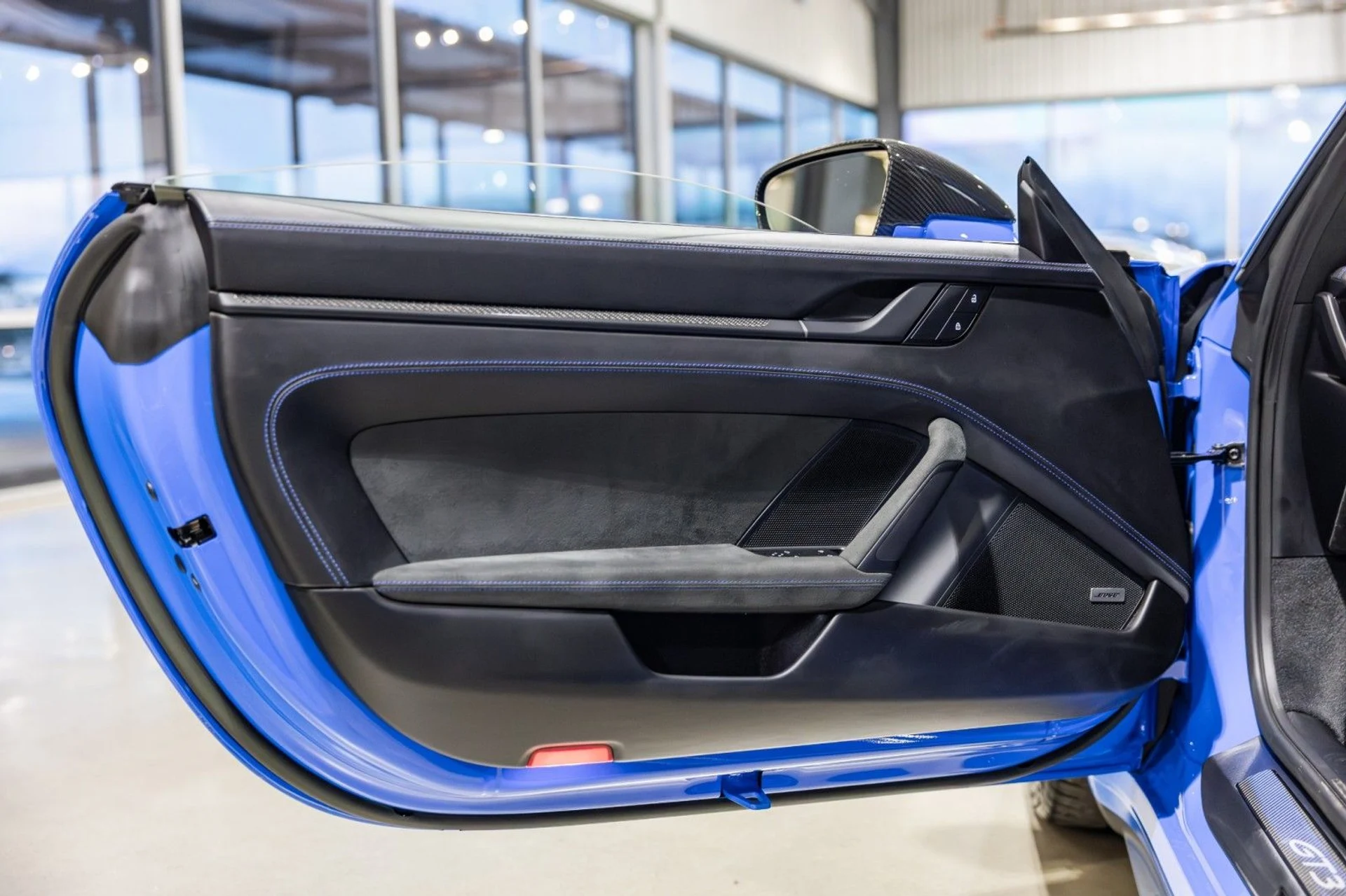 mph010_1247173730_FA_8210c5e374