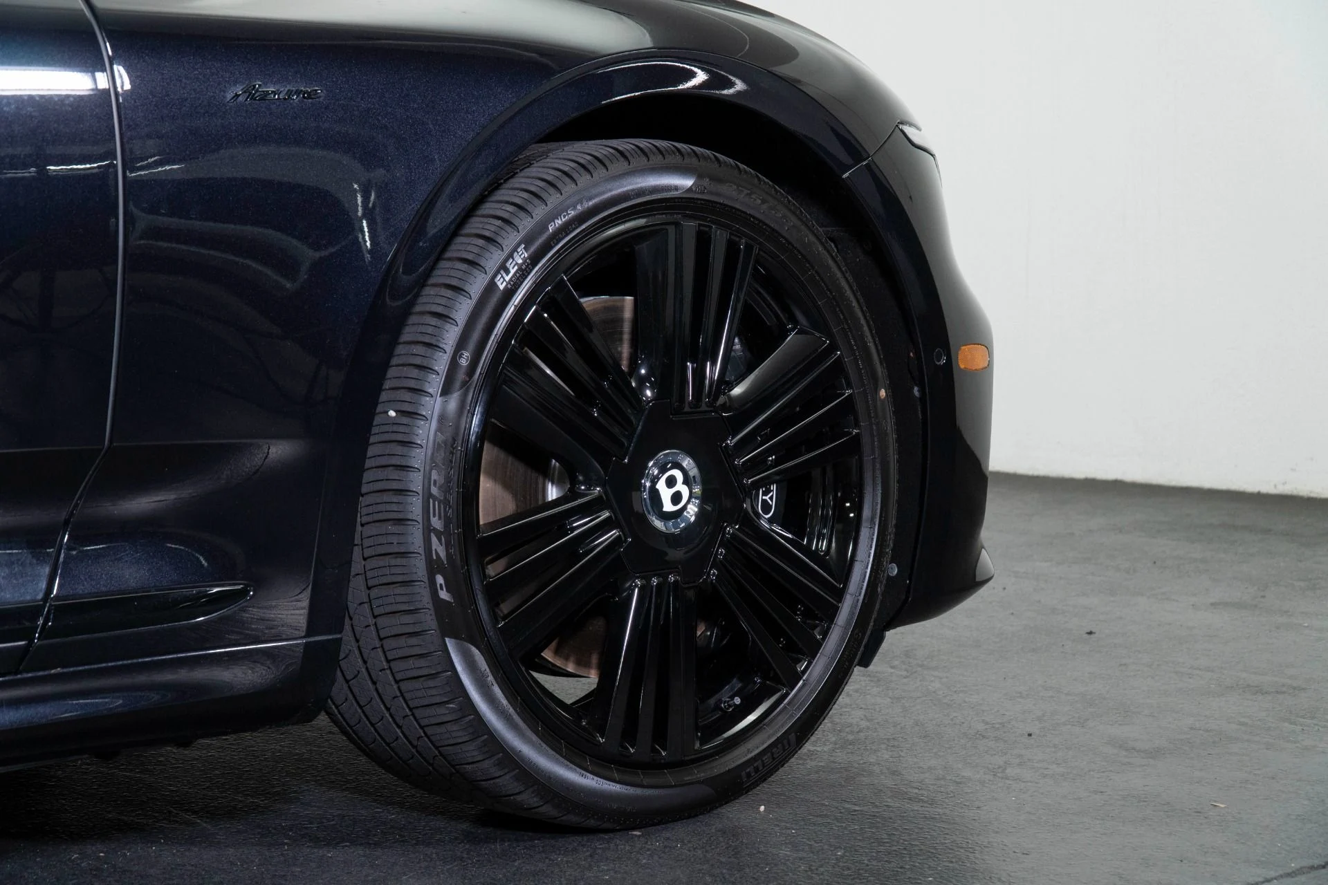 mph010_1250023725_New_2026_Bentley_Continental_GTC_Azure_1777565753_bd01708fda